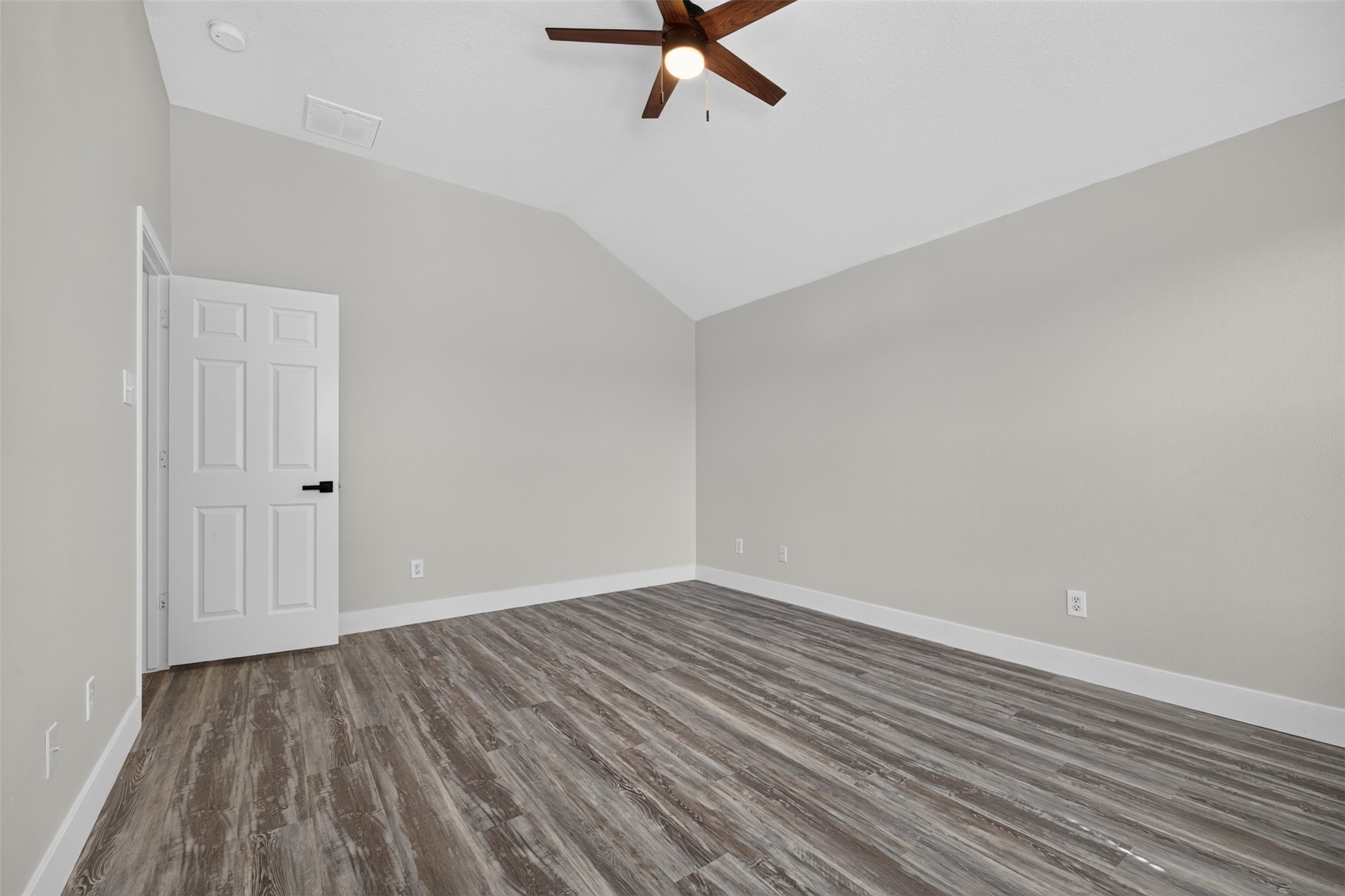 1206 Piedmont Creek Trail Property Photo 9