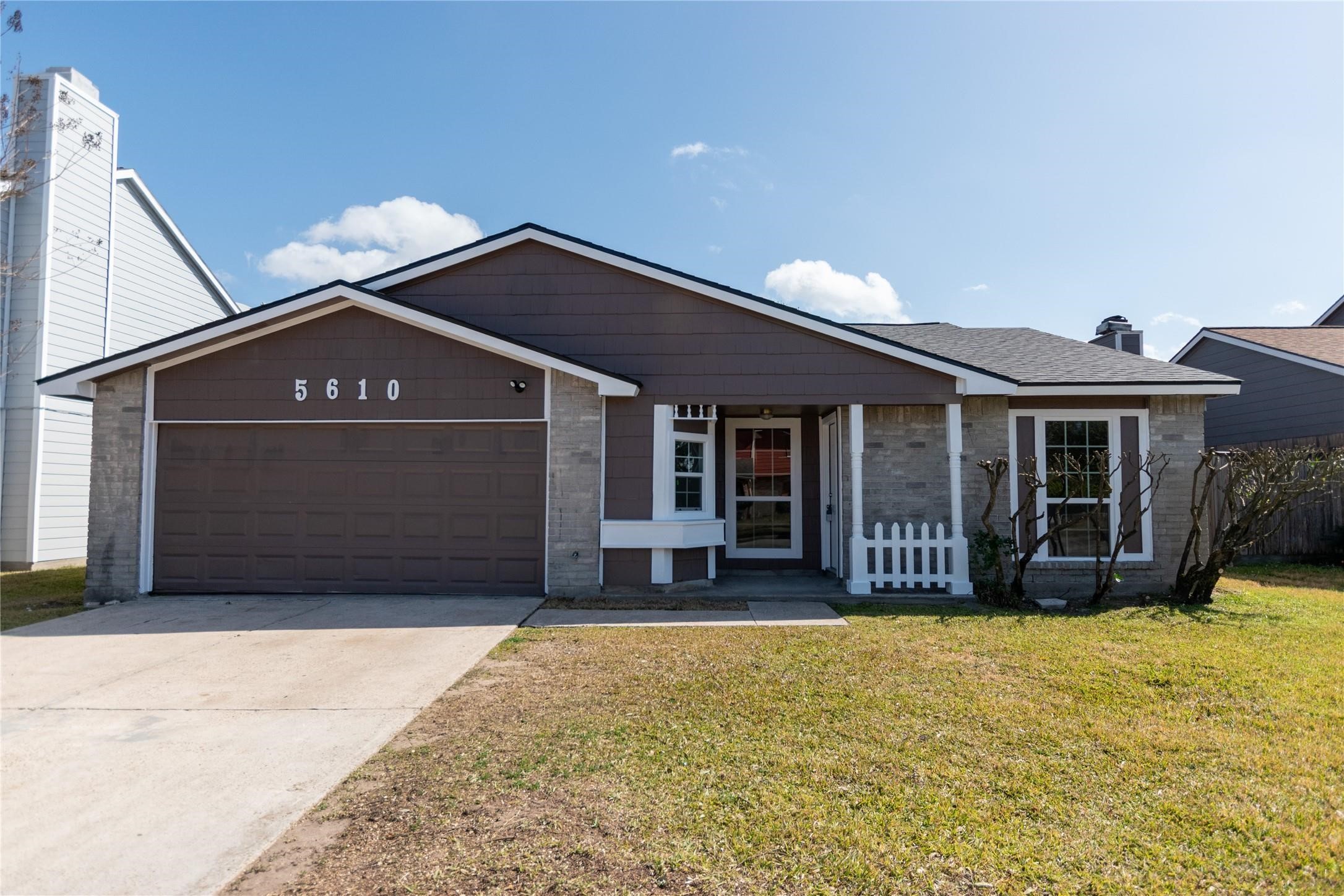 5610 Wallis Trail Court Property Photo 1
