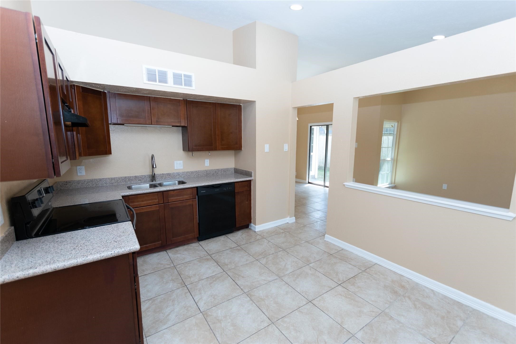 5610 Wallis Trail Court Property Photo 6
