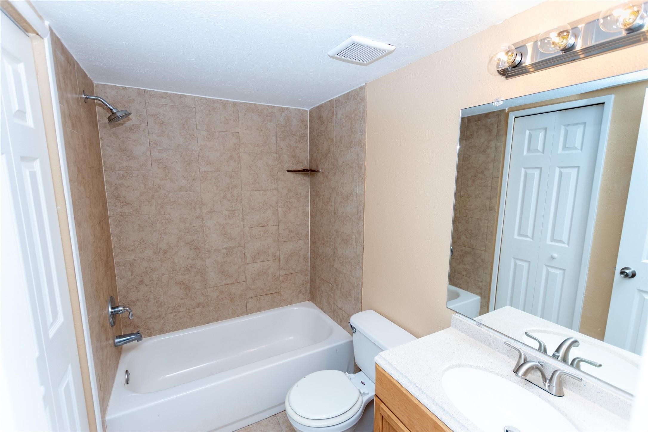 5610 Wallis Trail Court Property Photo 11