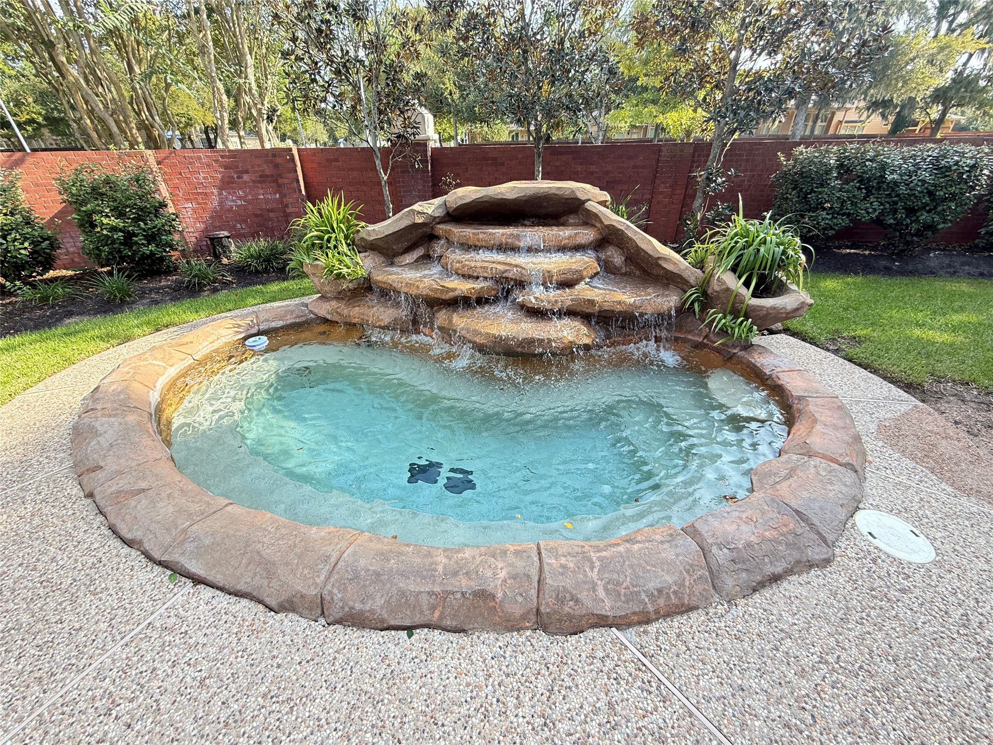 8746 Rippling Water Drive Property Photo 4