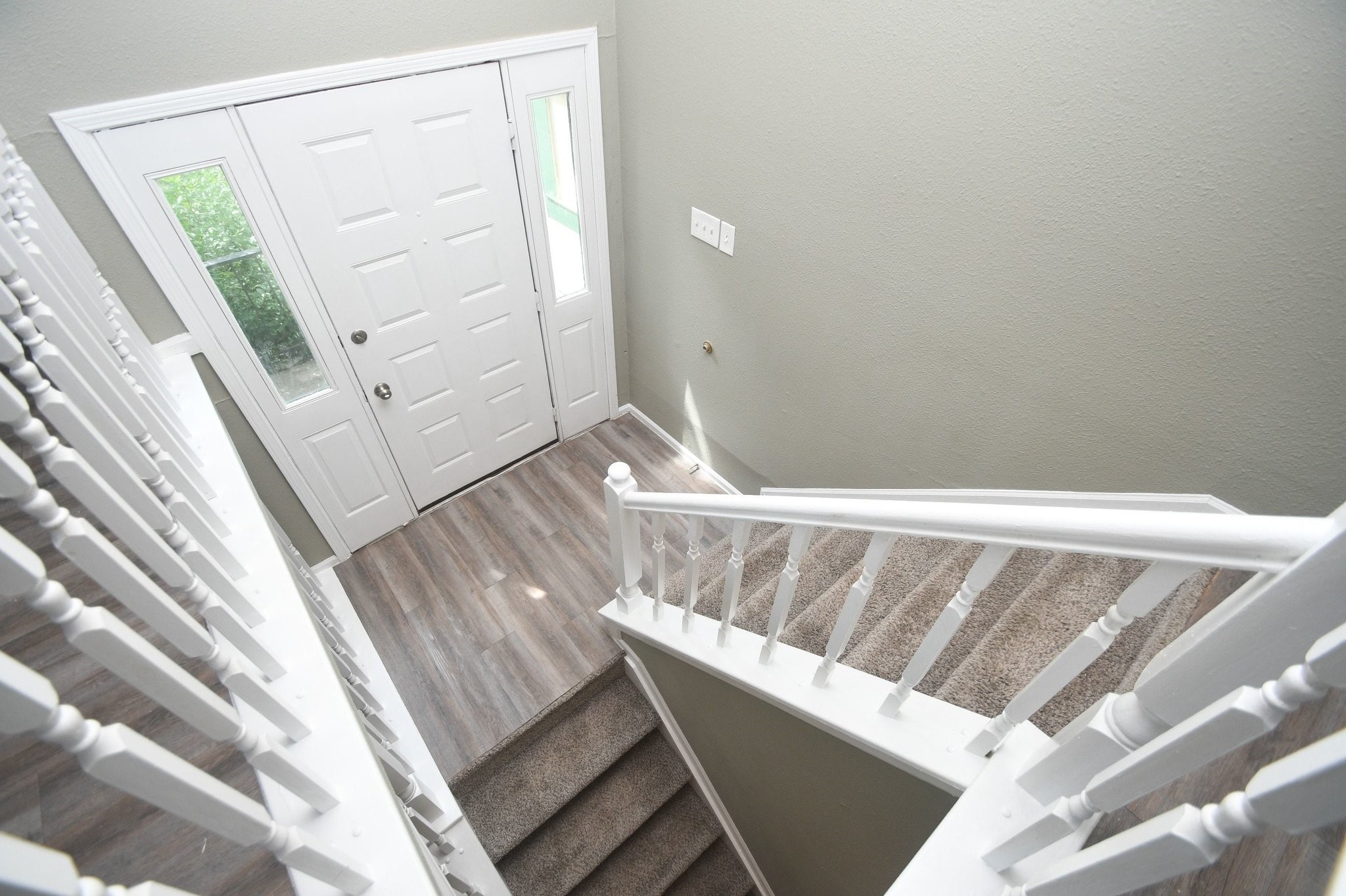 379 Richvale Lane Property Photo 4