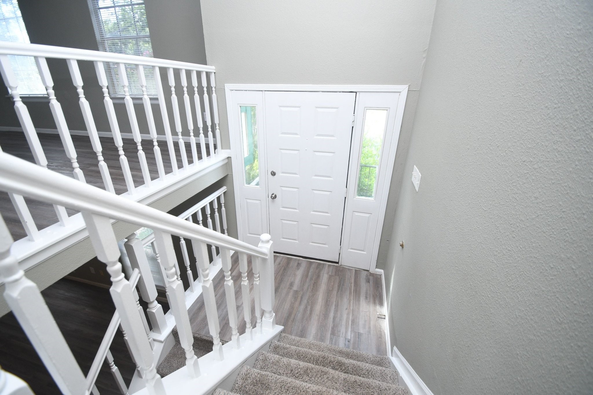 379 Richvale Lane Property Photo 5