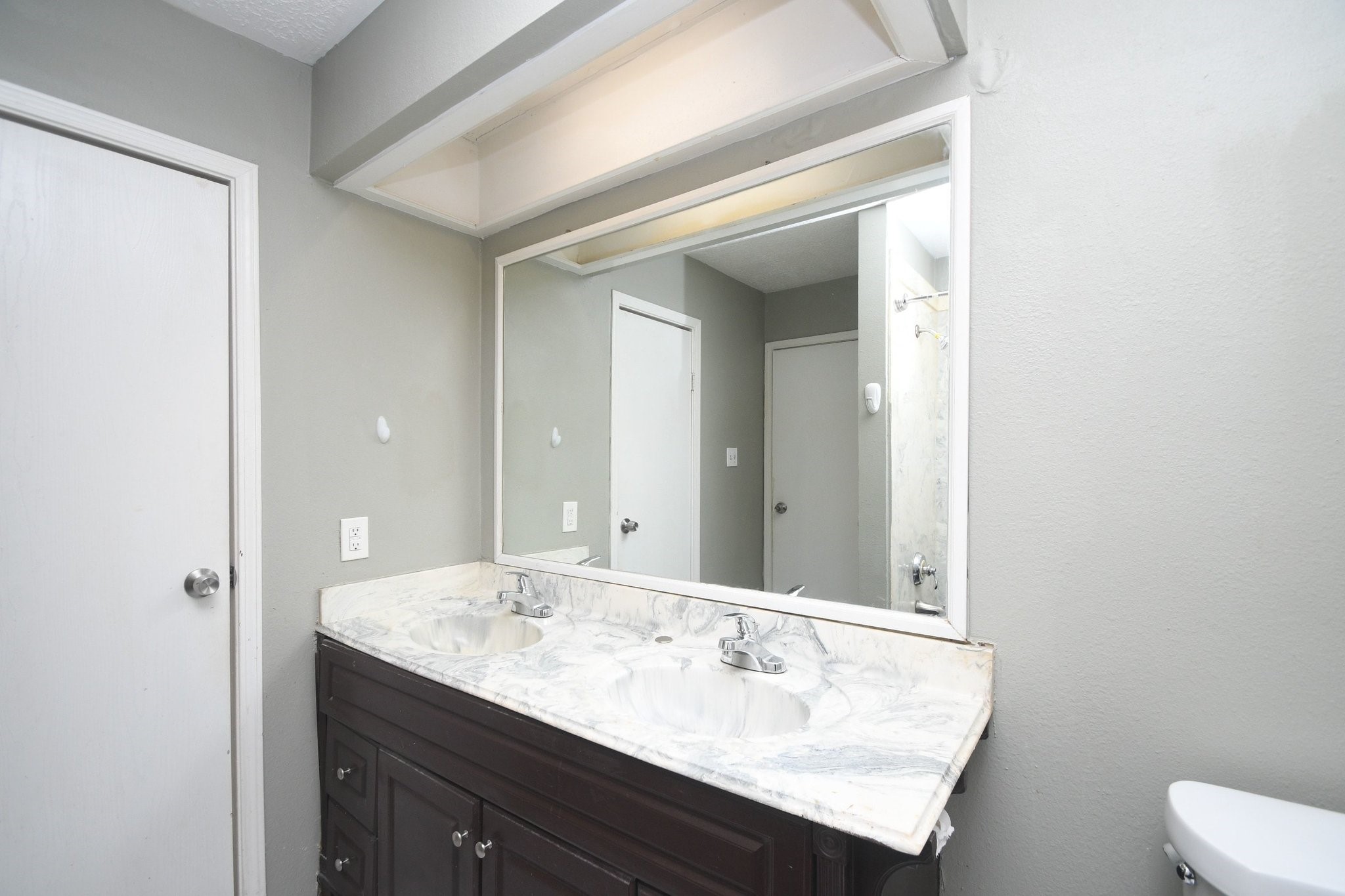 379 Richvale Lane Property Photo 13