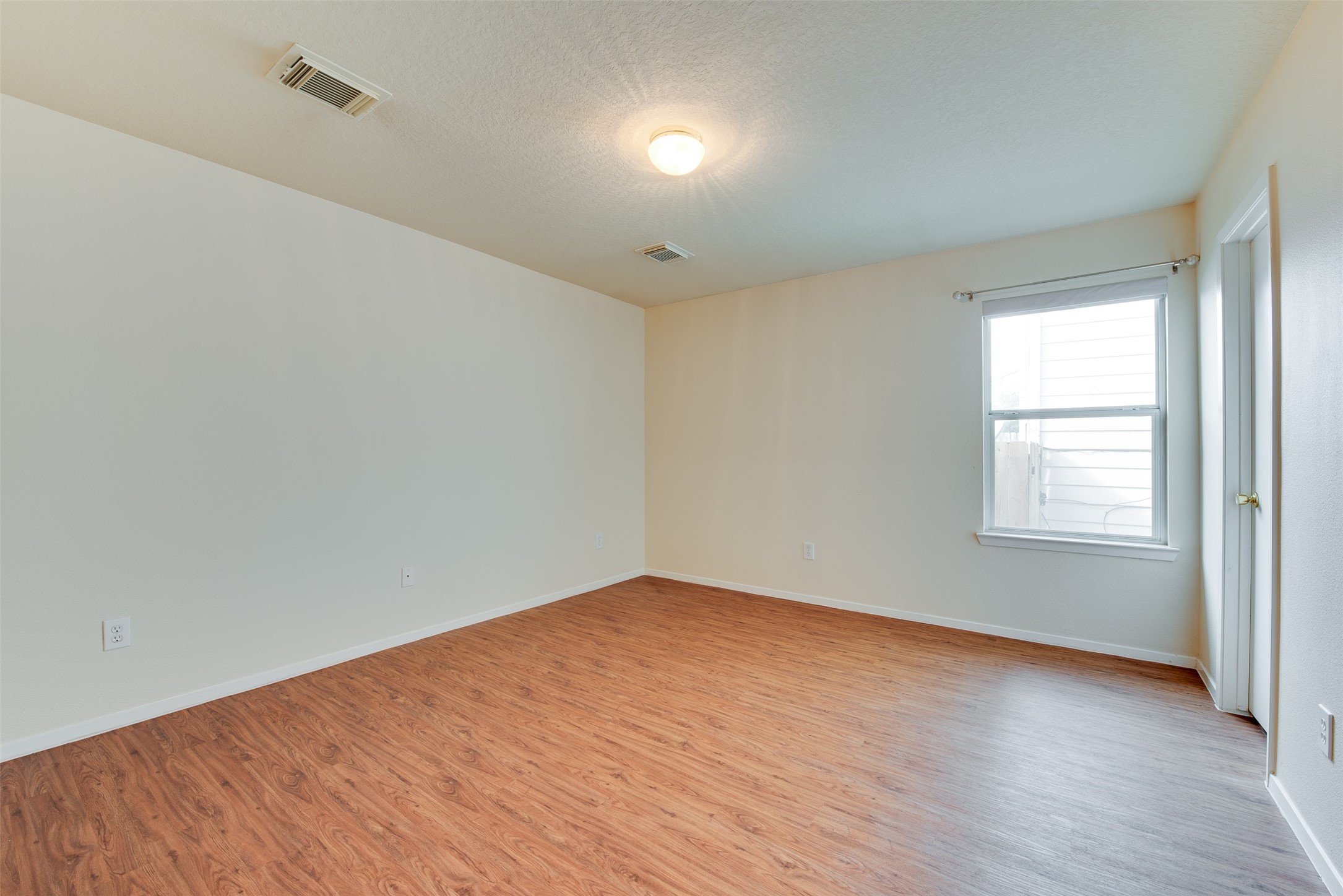 6129 Lone Prairie Way Property Photo 19