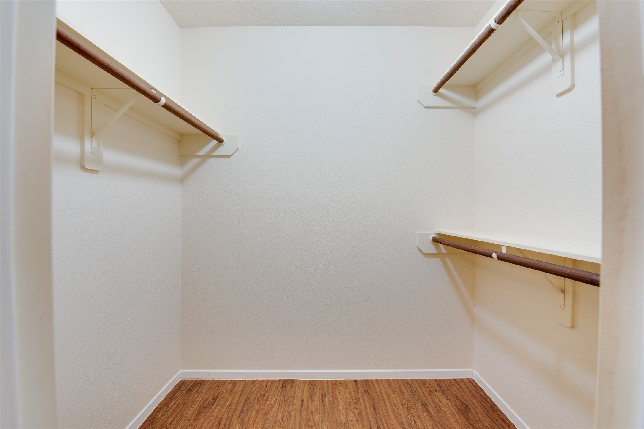 6129 Lone Prairie Way Property Photo 21