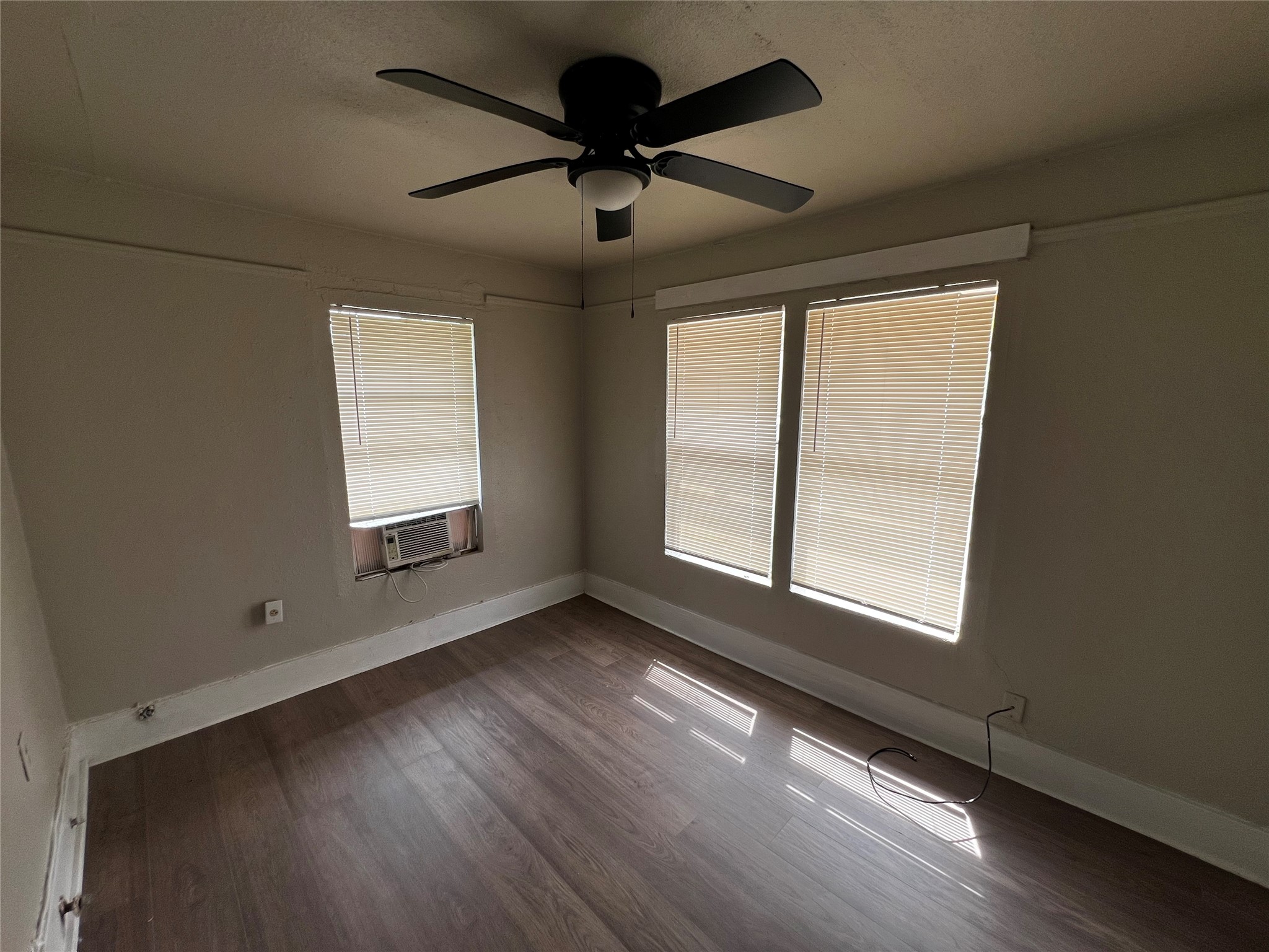 741 13th Street B Property Photo 4