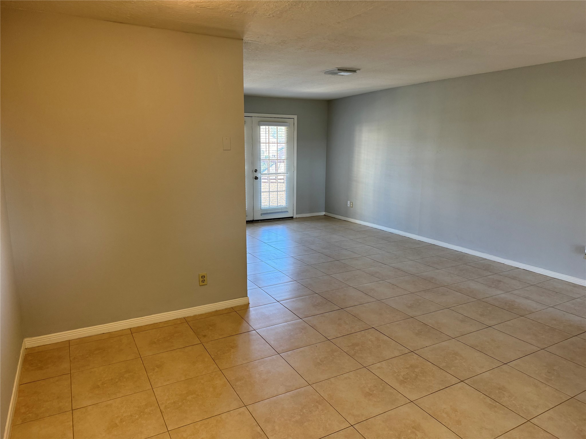 6107 Snug Harbor Boulevard S11 Property Photo 9