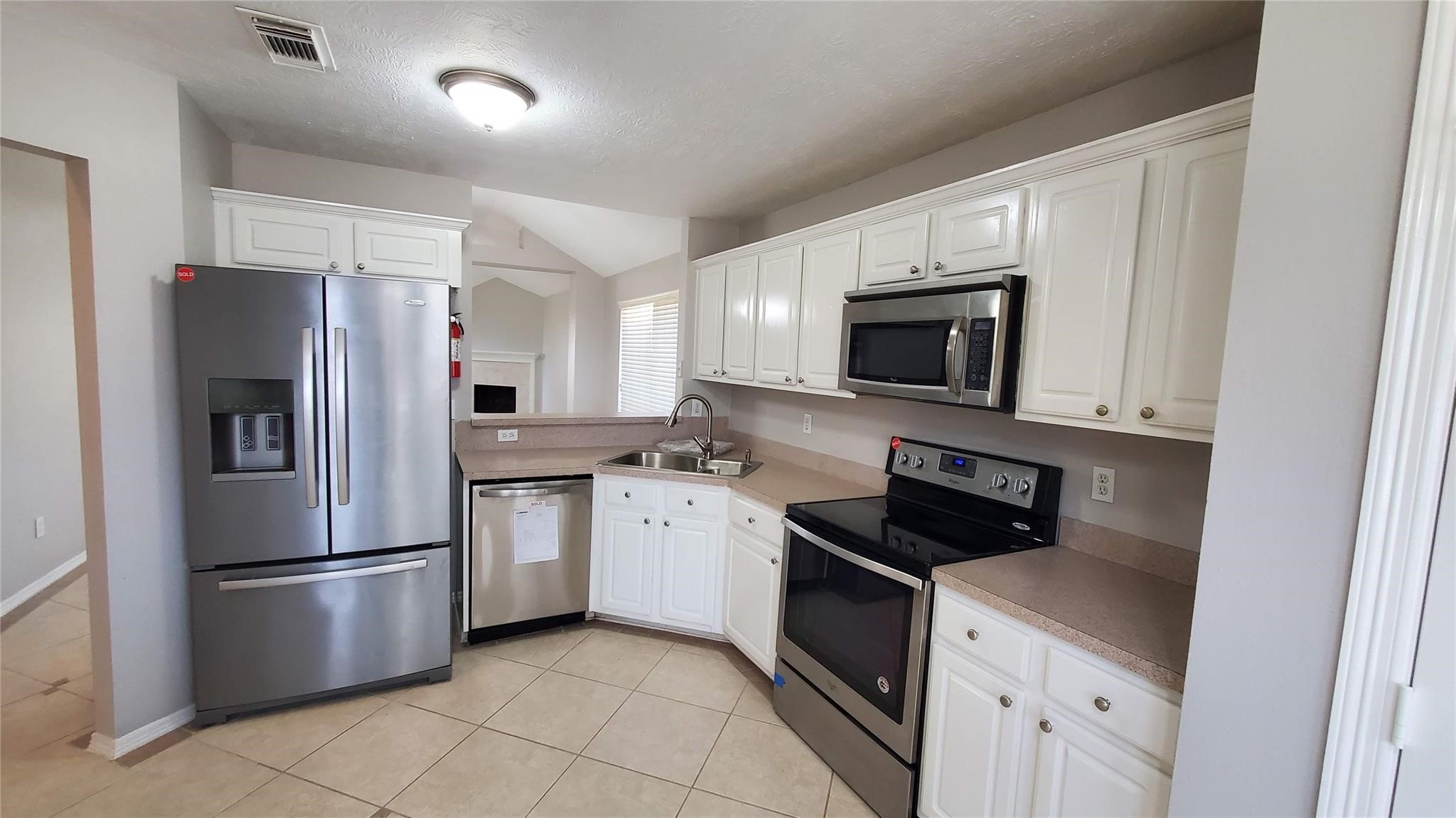 21114 Stoney Haven Drive Property Photo 2