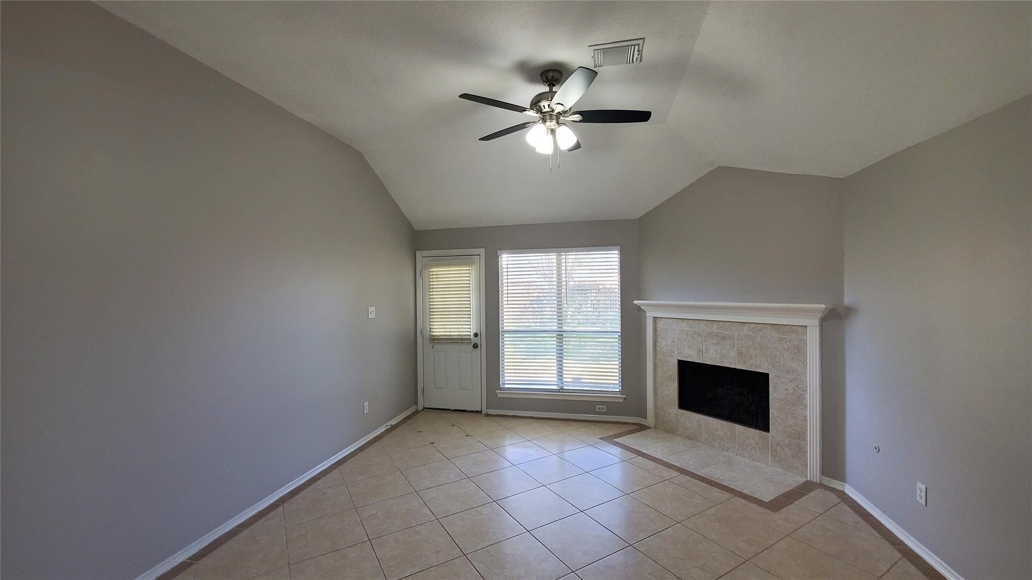 21114 Stoney Haven Drive Property Photo 4