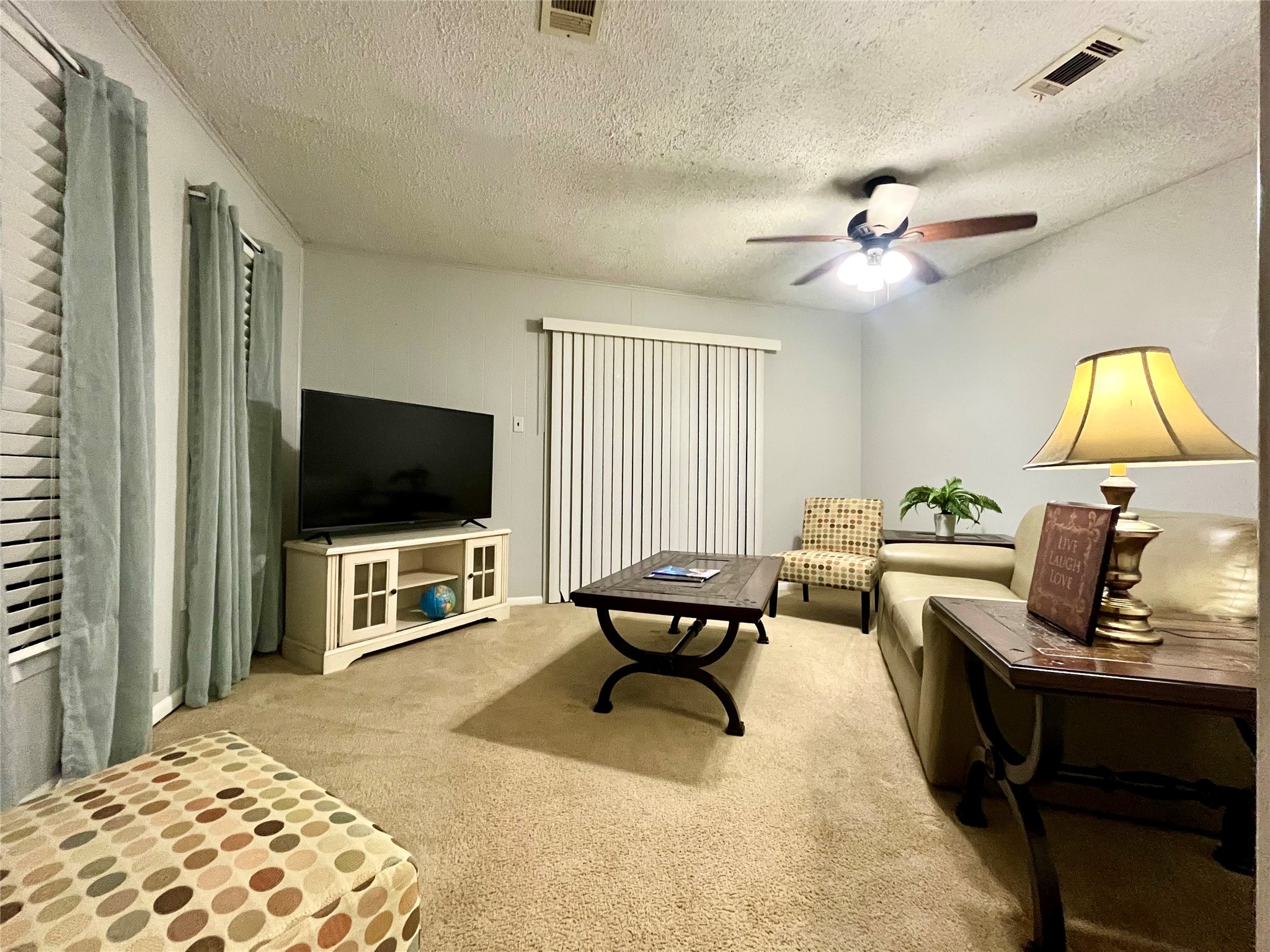 3025 Chimira Lane Property Photo 2