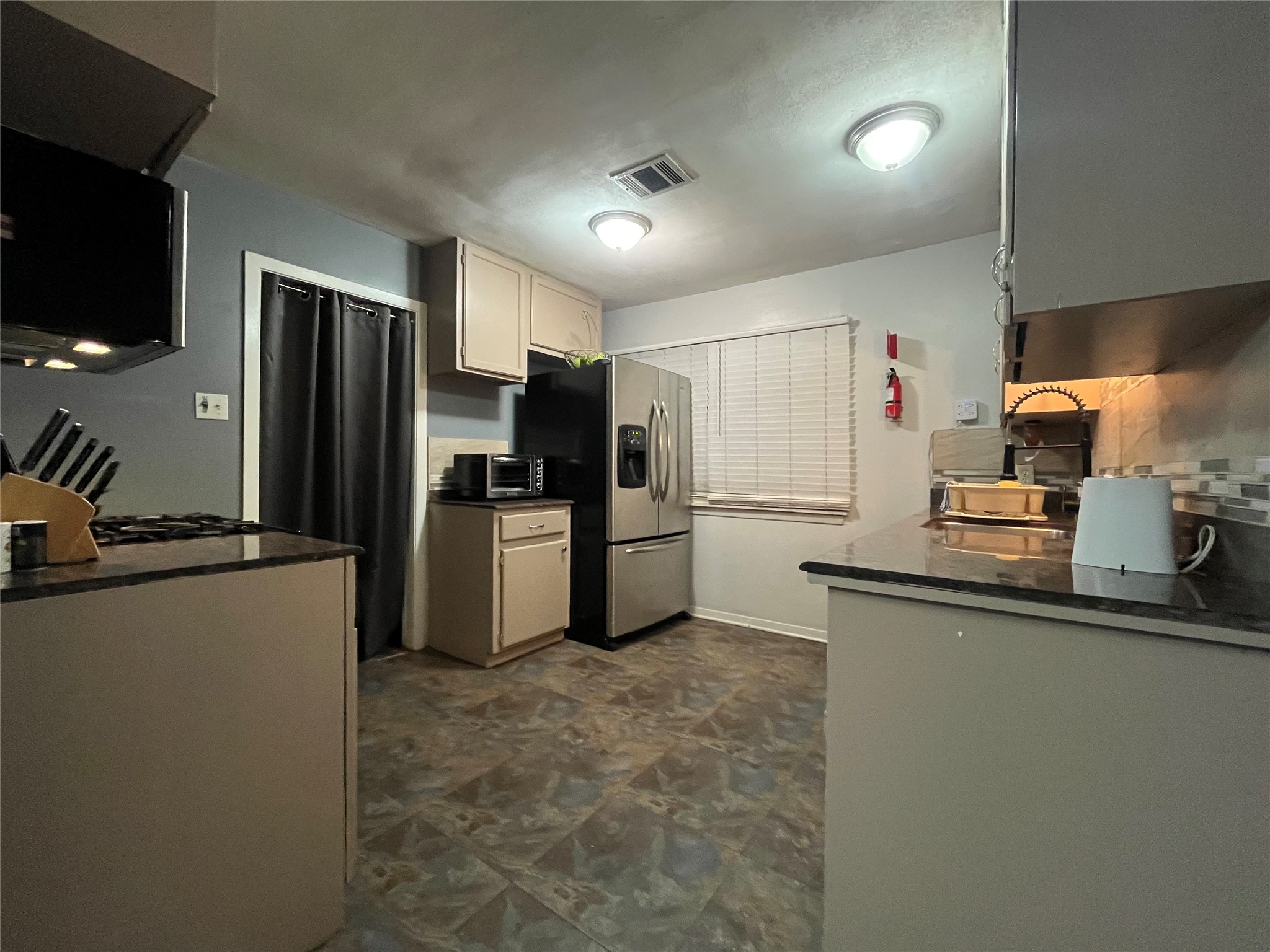 3025 Chimira Lane Property Photo 4
