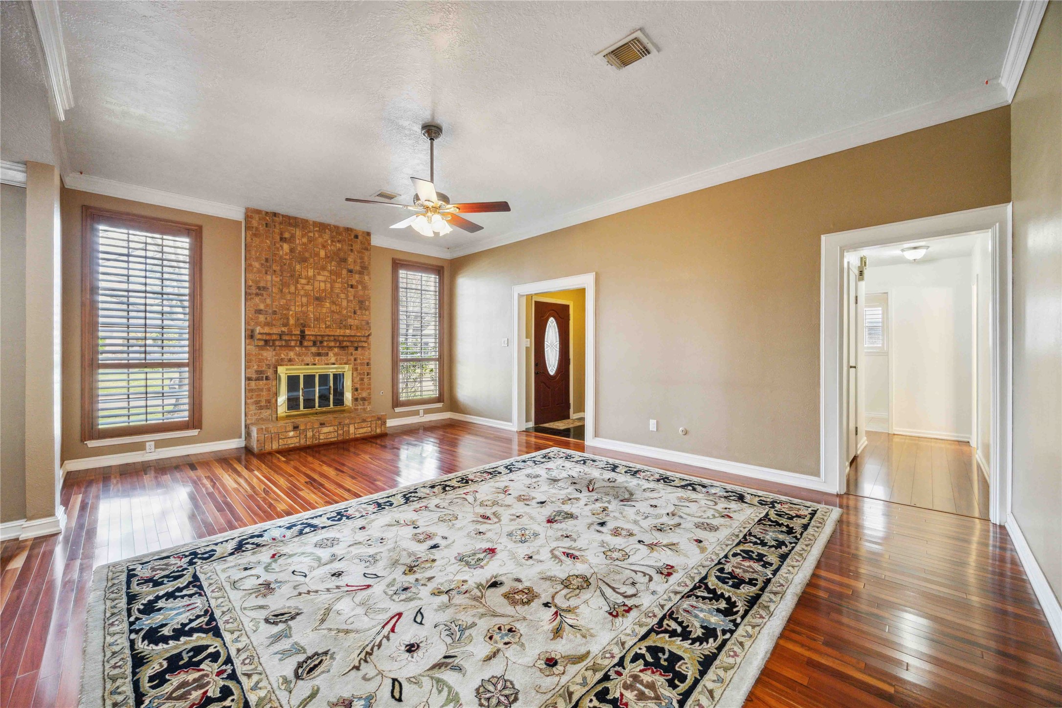 6406 Gleneagles Drive Property Photo