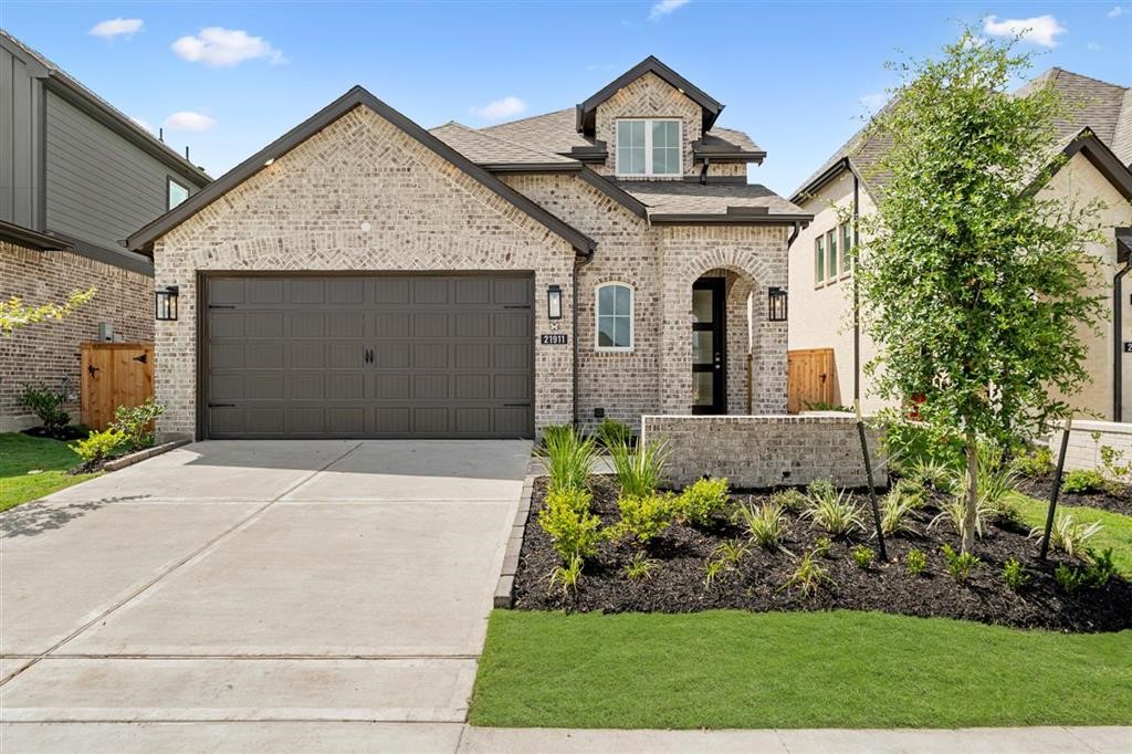 21911 Tawny Butterfly Drive Property Photo 1