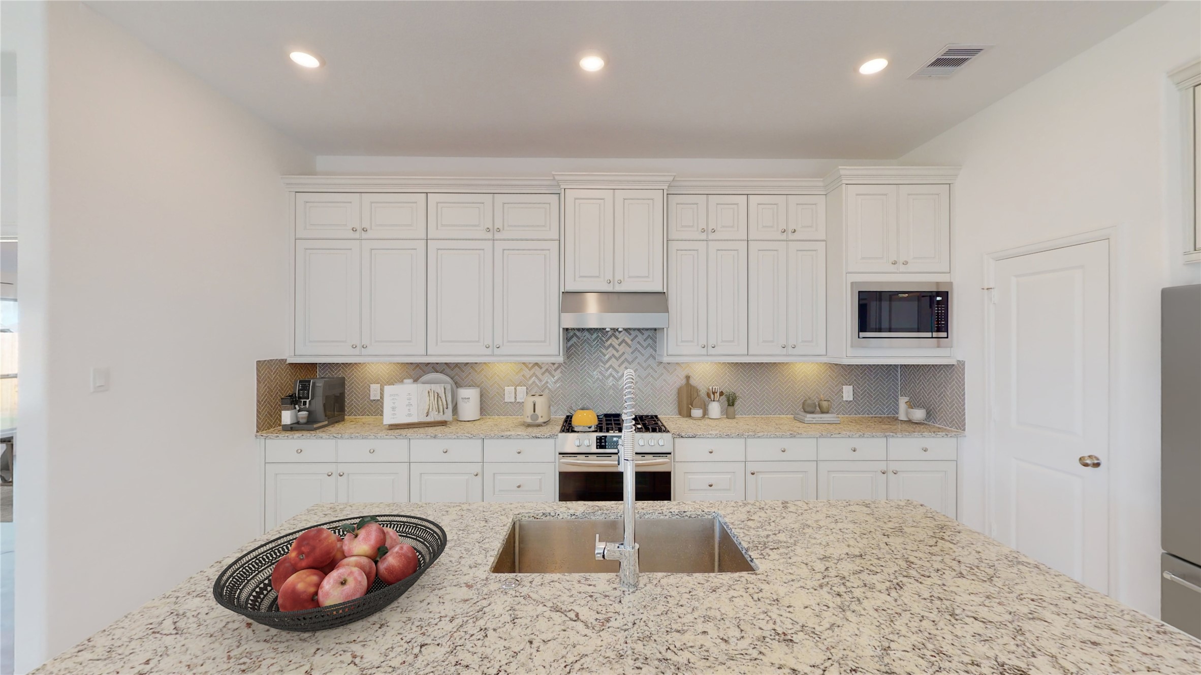 9311 Captain Terrace Drive Property Photo 6