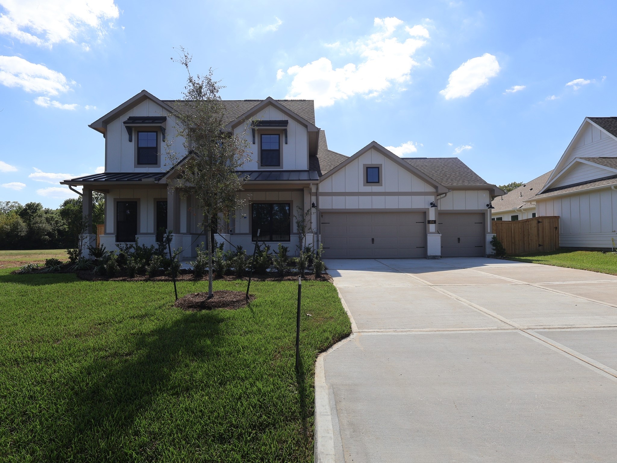 174 Pomelo Drive Property Photo 1