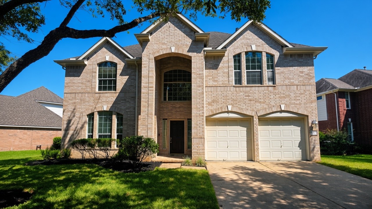 3319 Lily Pond Court Property Photo 1