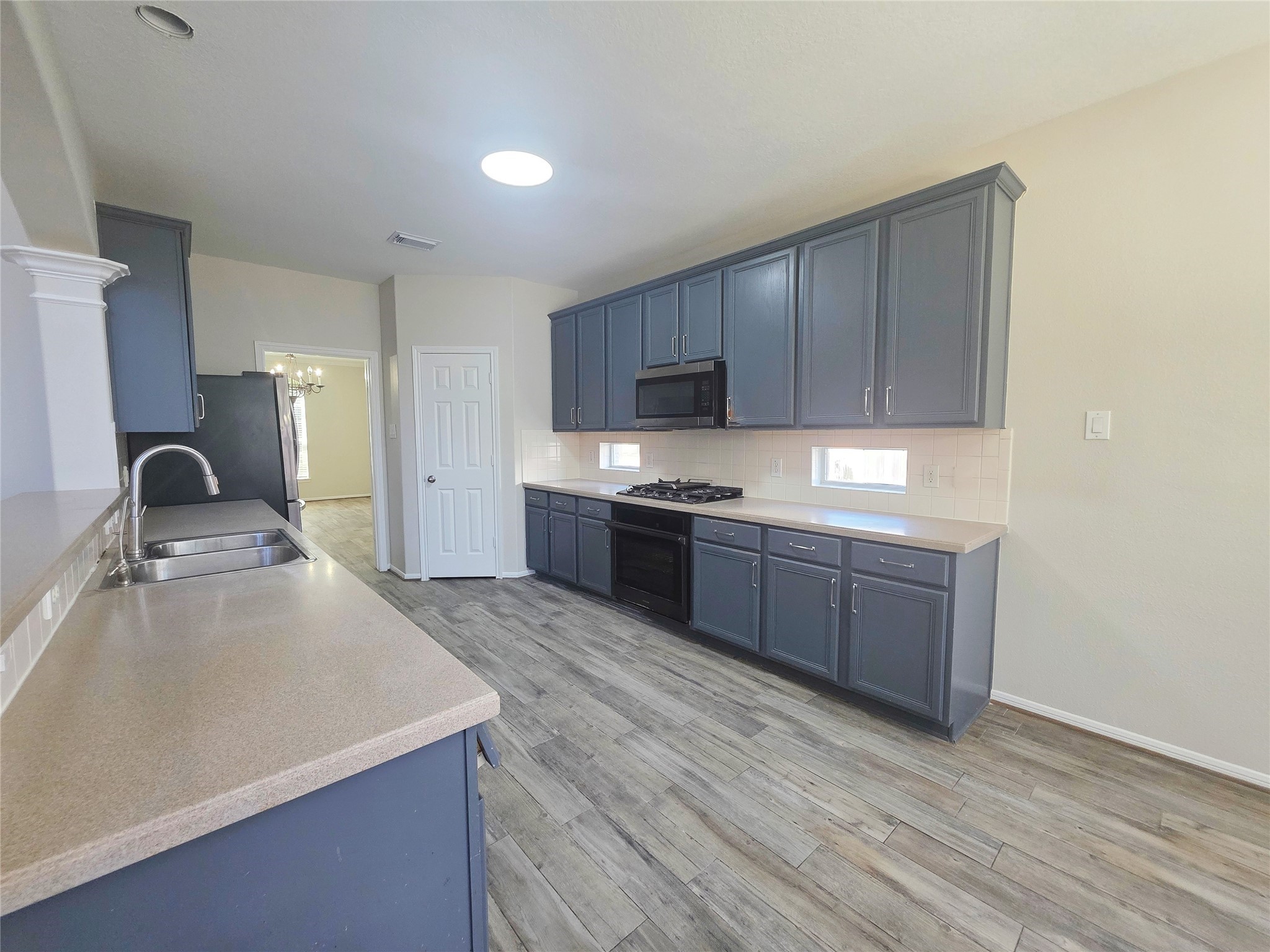 3319 Lily Pond Court Property Photo 10