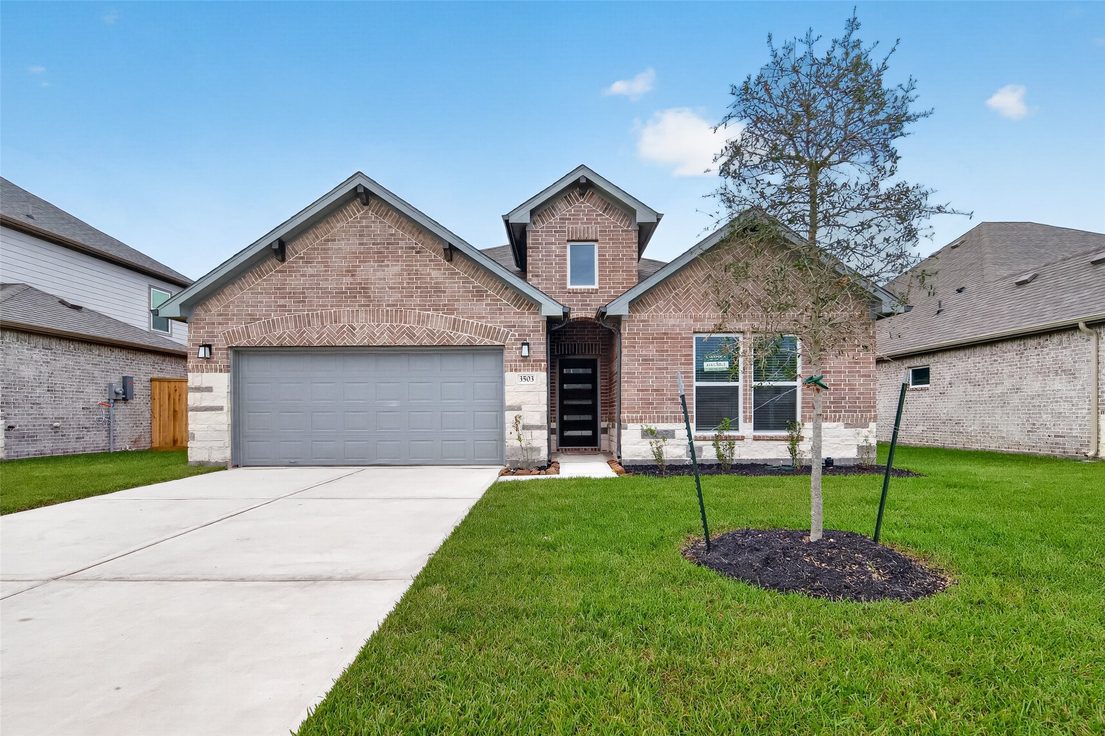 3503 Sago Palm Dr Property Photo 1