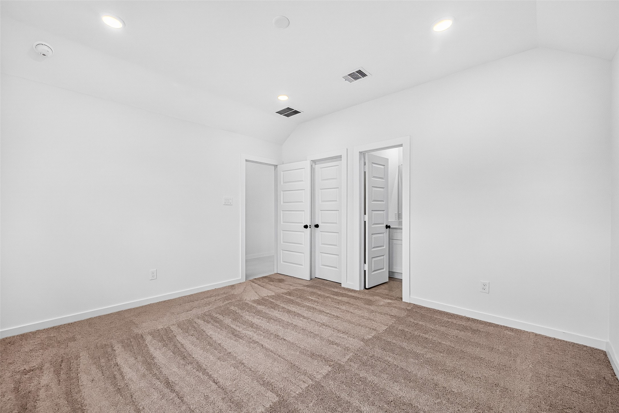 3503 Sago Palm Dr Property Photo 28