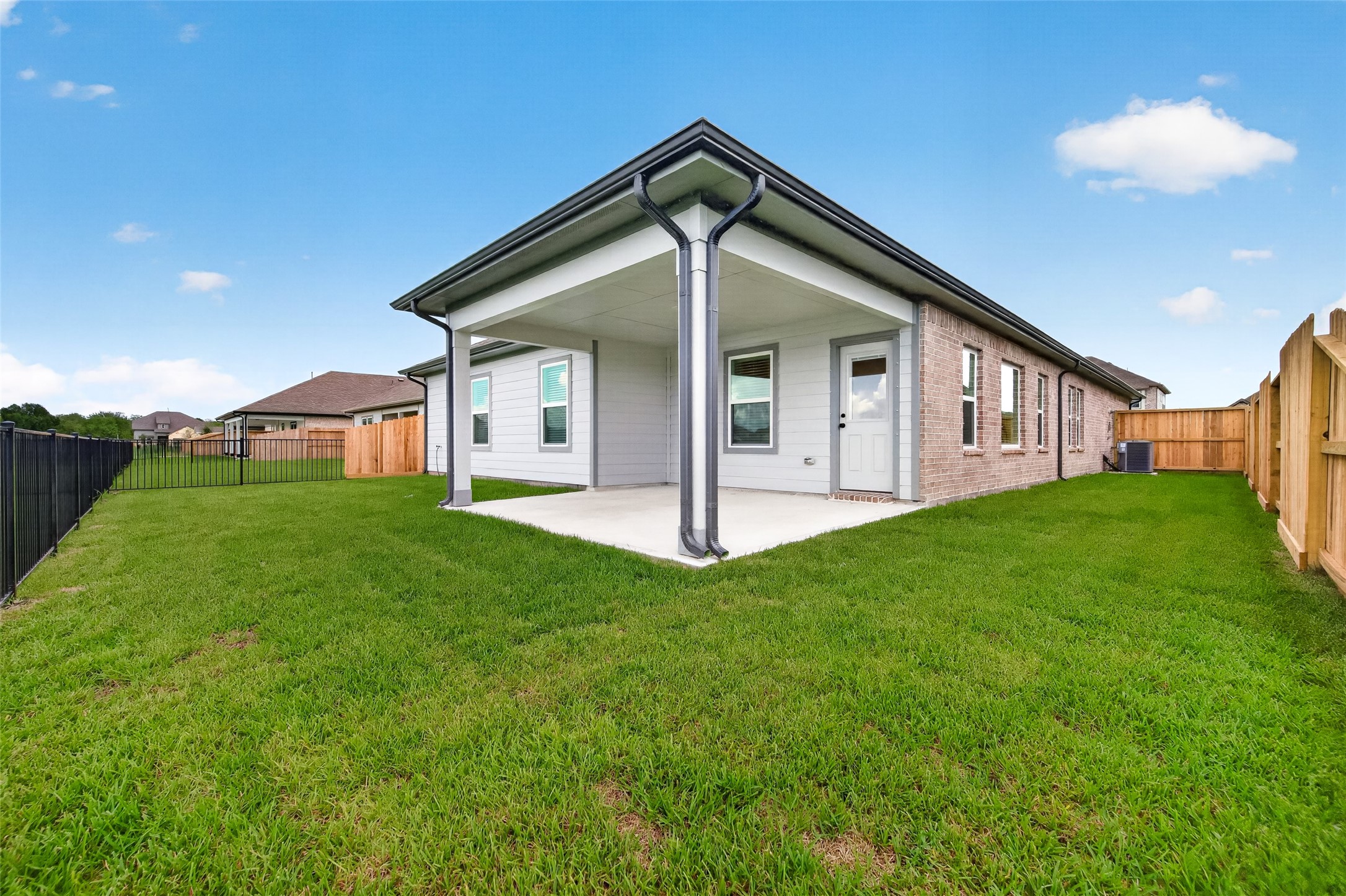 3503 Sago Palm Dr Property Photo 45