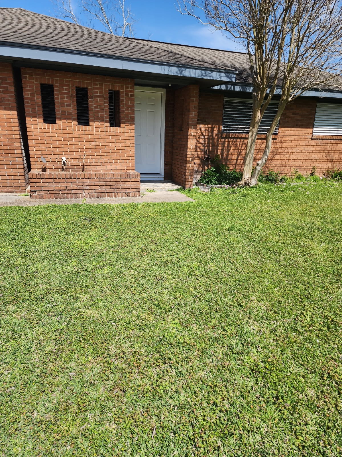 2930 Danforth Dr Property Photo 1