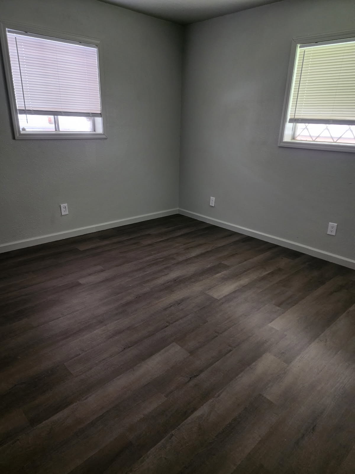 2930 Danforth Dr Property Photo 6