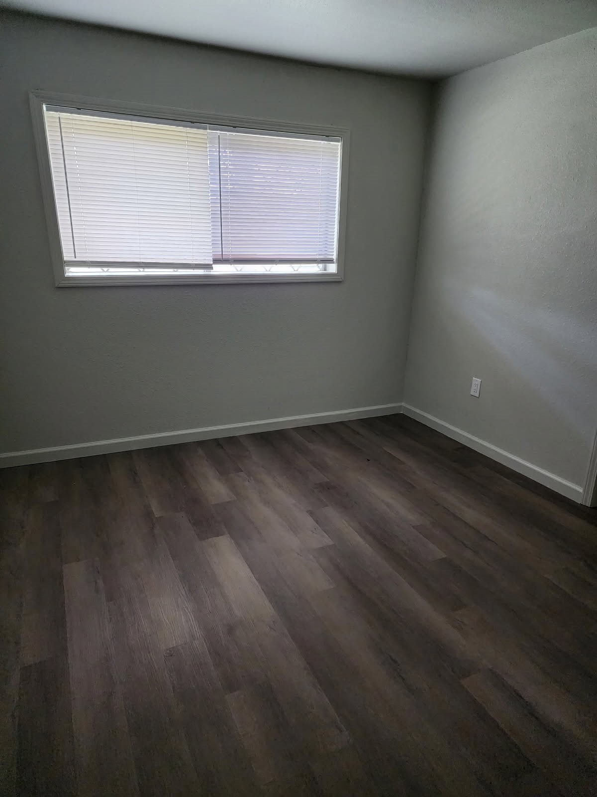 2930 Danforth Dr Property Photo 7