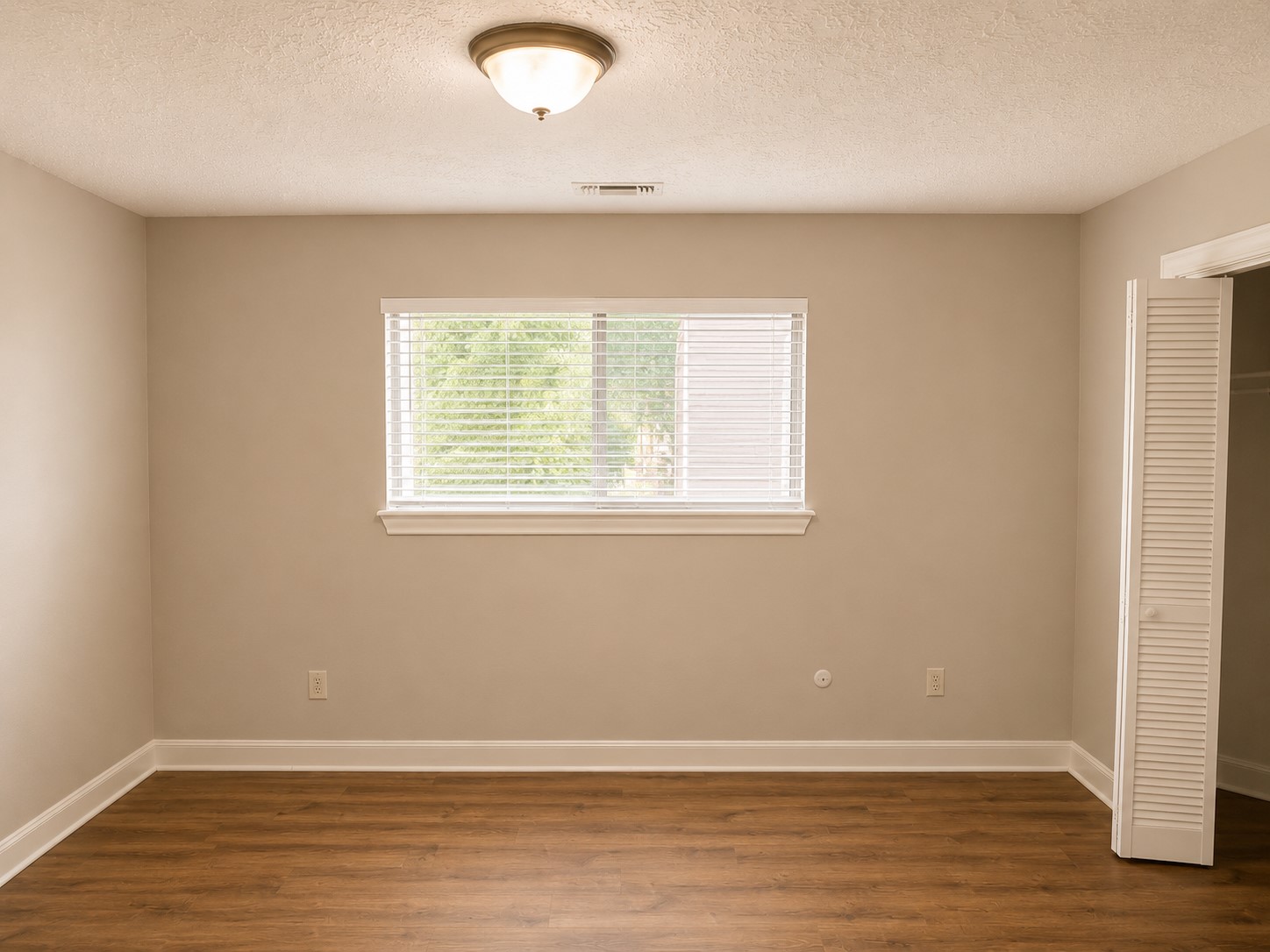 18327 Champion Forest Drive Property Photo 23
