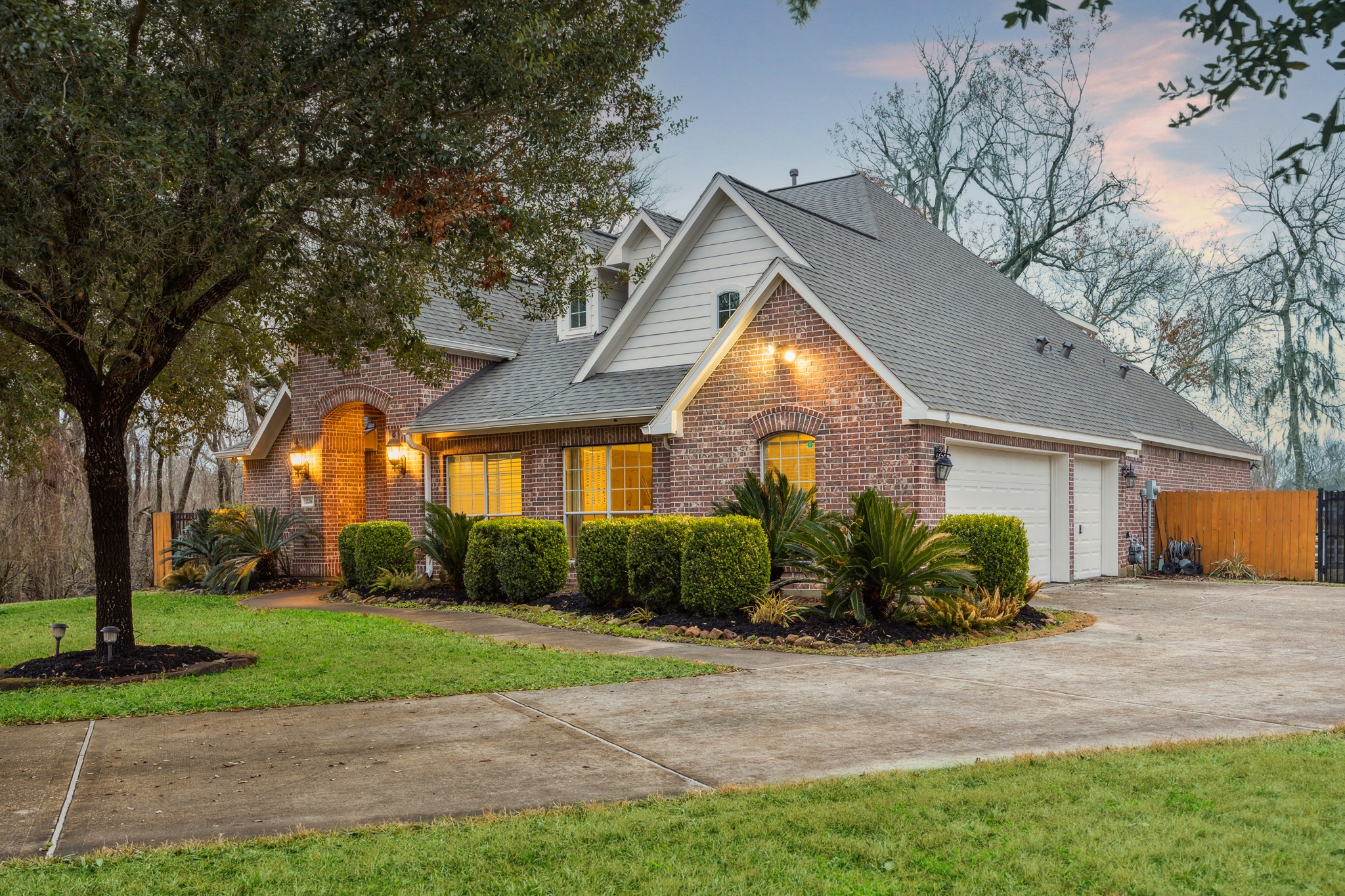 226 Jade Pointe Property Photo 6