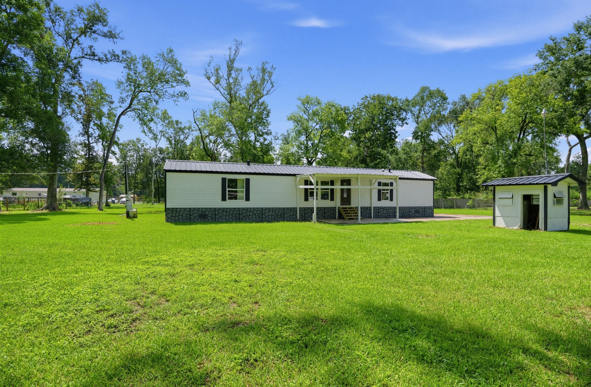 228 County Road 444 Property Photo 23