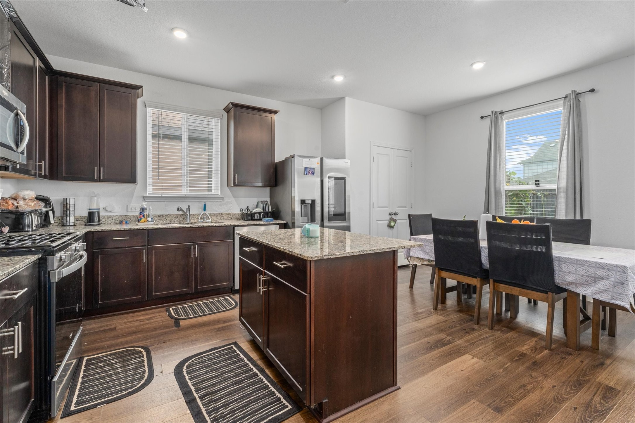 5826 Finely Run Street Property Photo 15