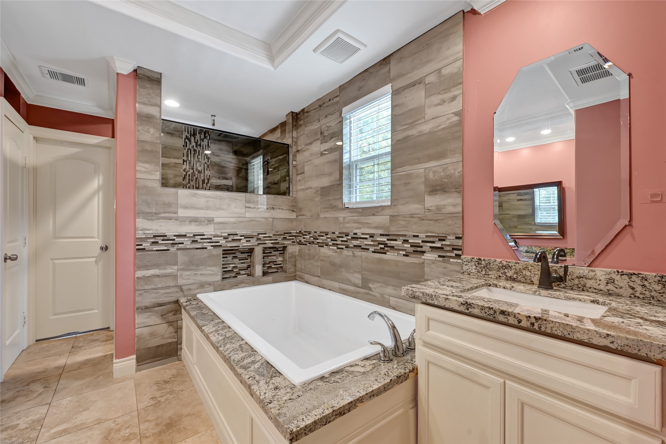 10773 Royal Pines Drive Property Photo 18