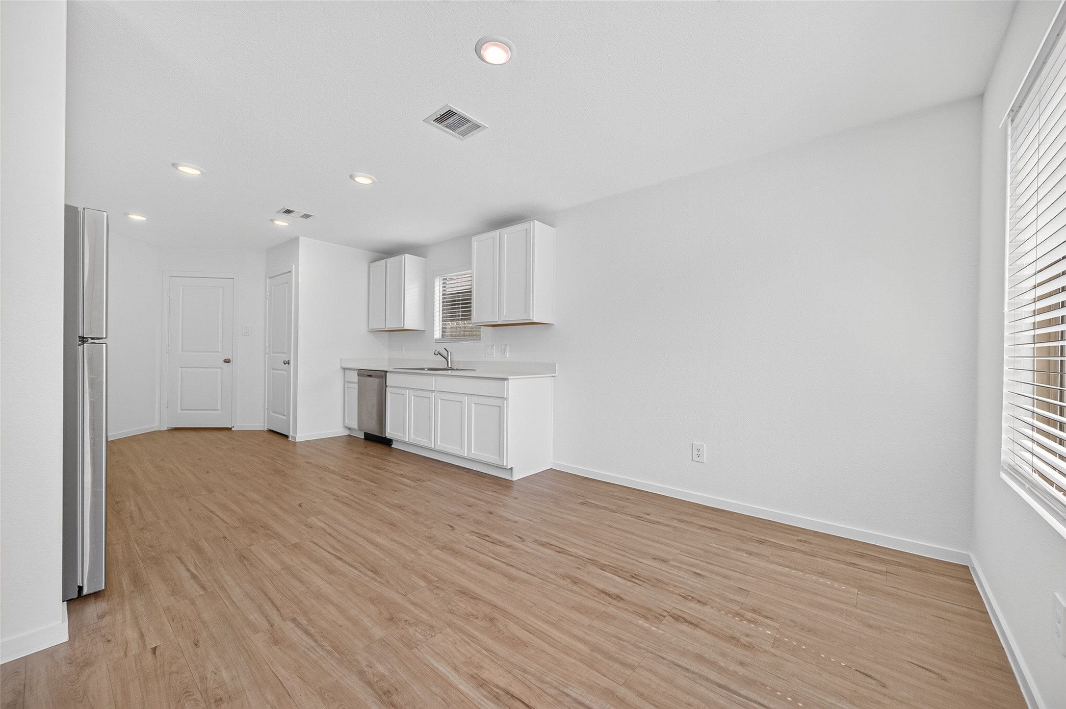 17938 Becker Landing Drive Property Photo 10