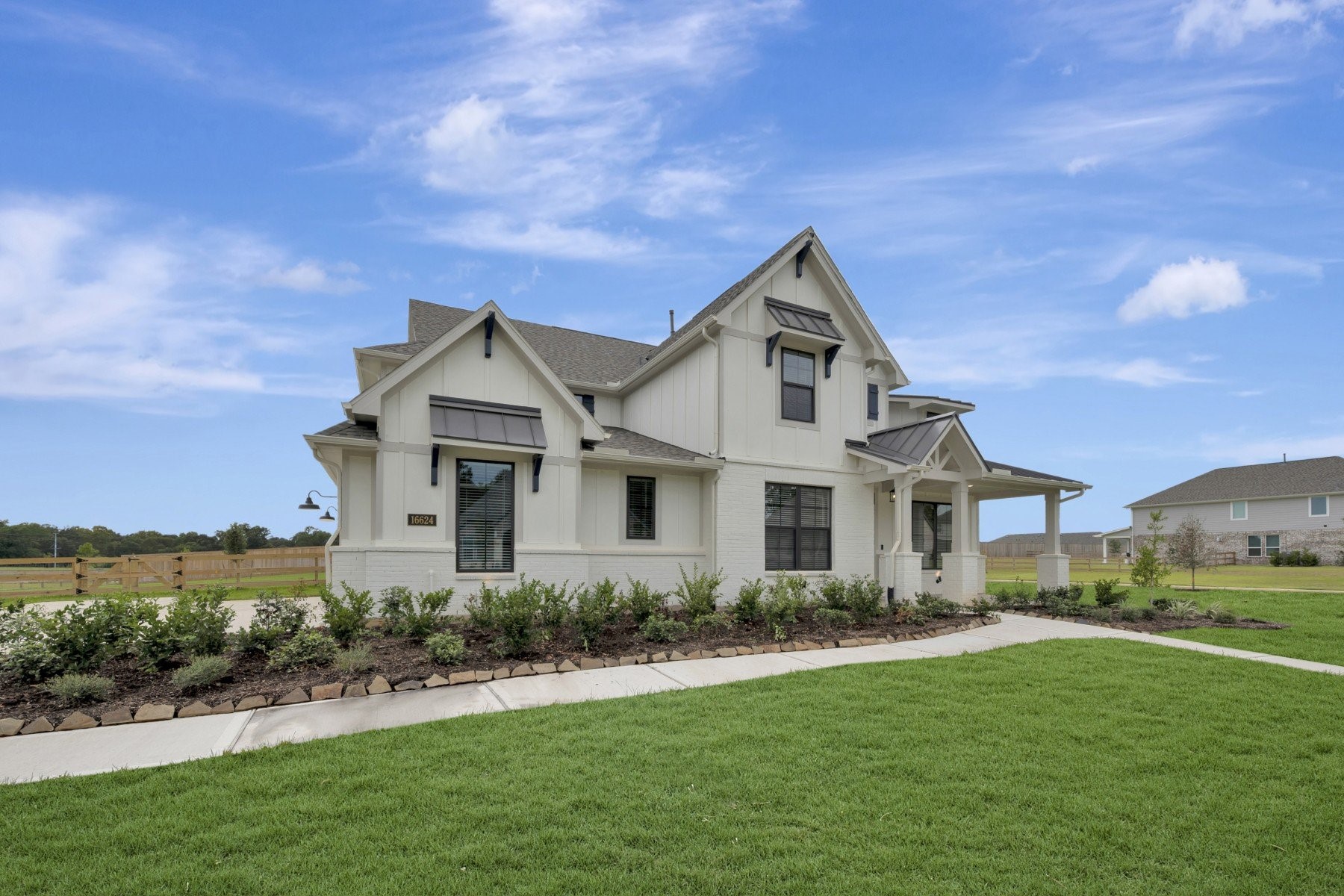 16624 Gaines Glen Lane Property Photo 12