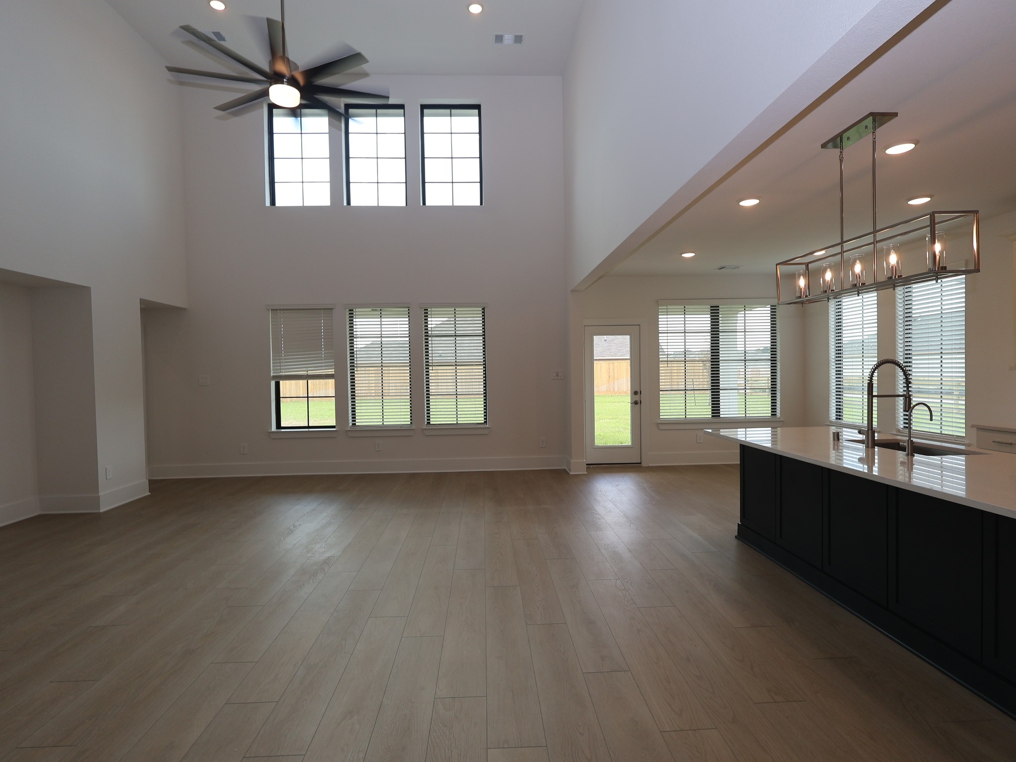 16624 Gaines Glen Lane Property Photo 14