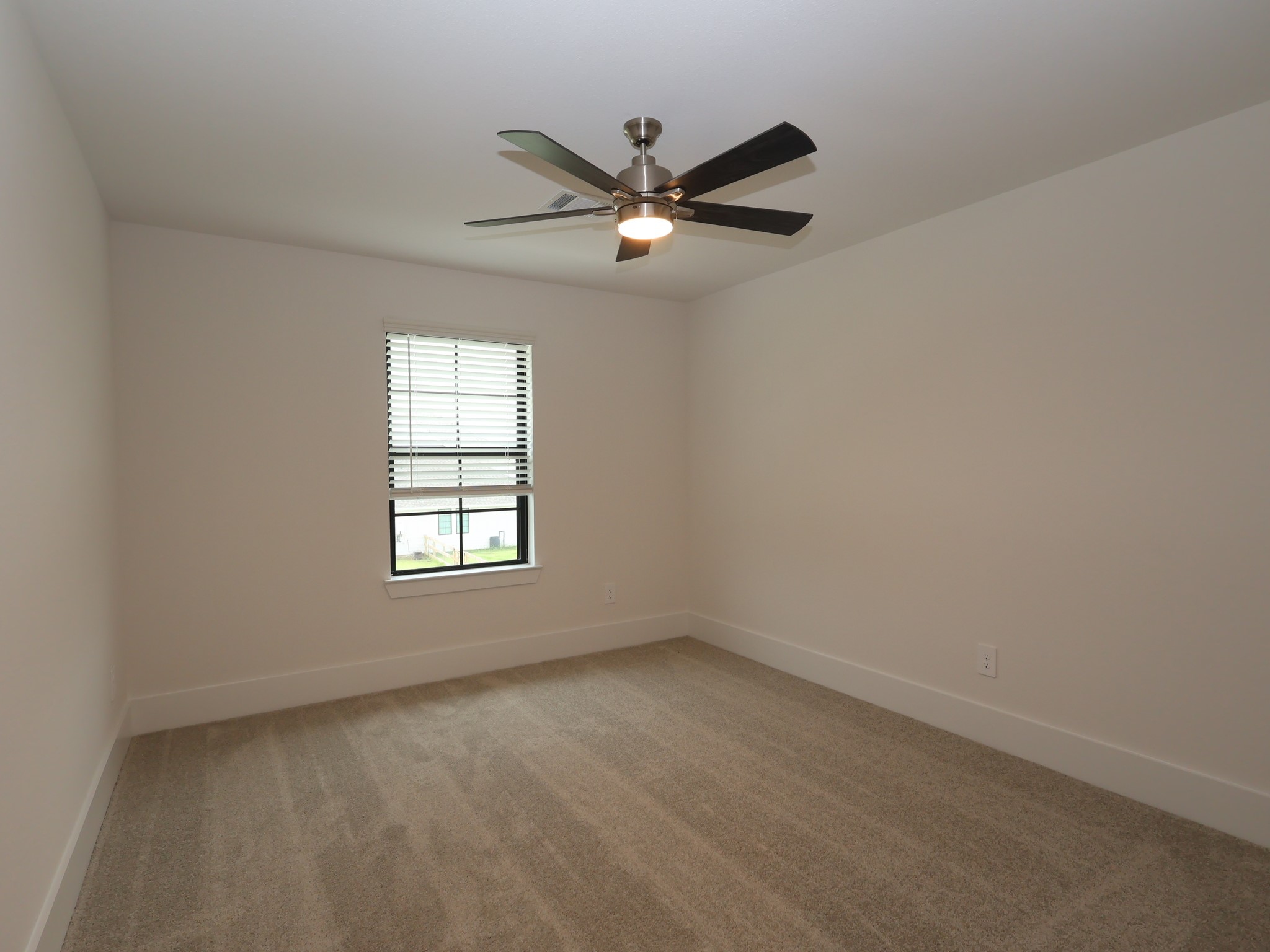 16624 Gaines Glen Lane Property Photo 19
