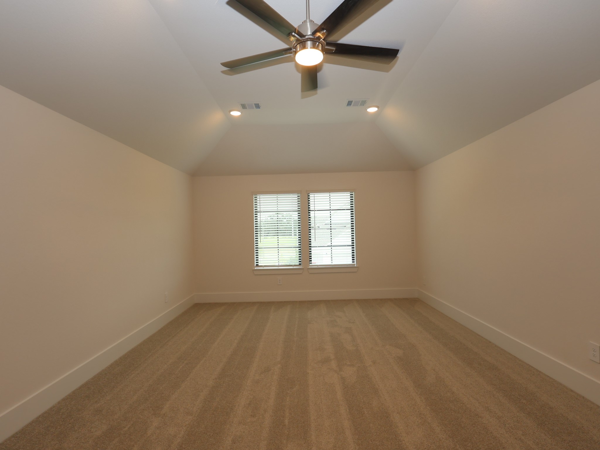 16624 Gaines Glen Lane Property Photo 20