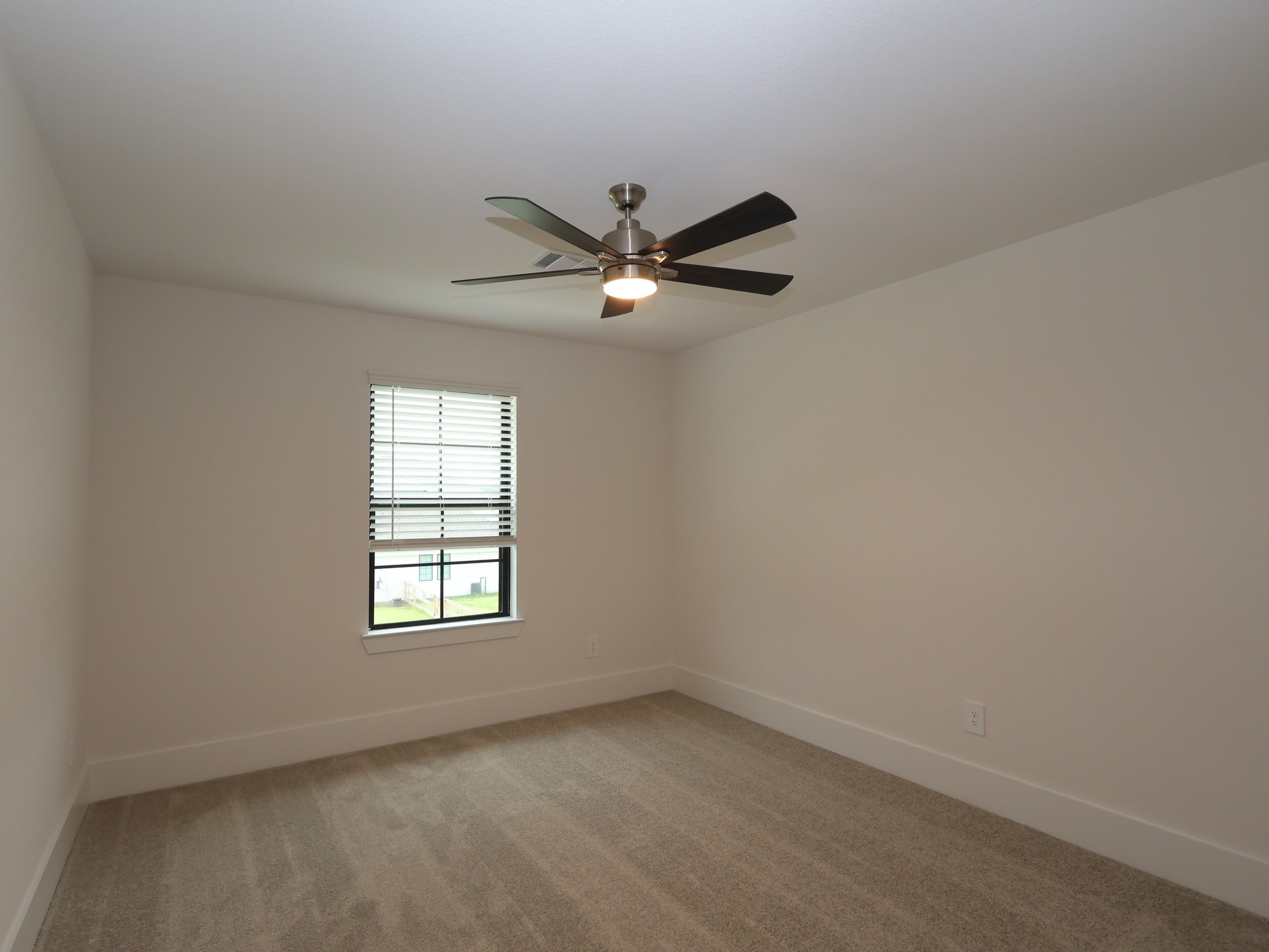 16624 Gaines Glen Lane Property Photo 23