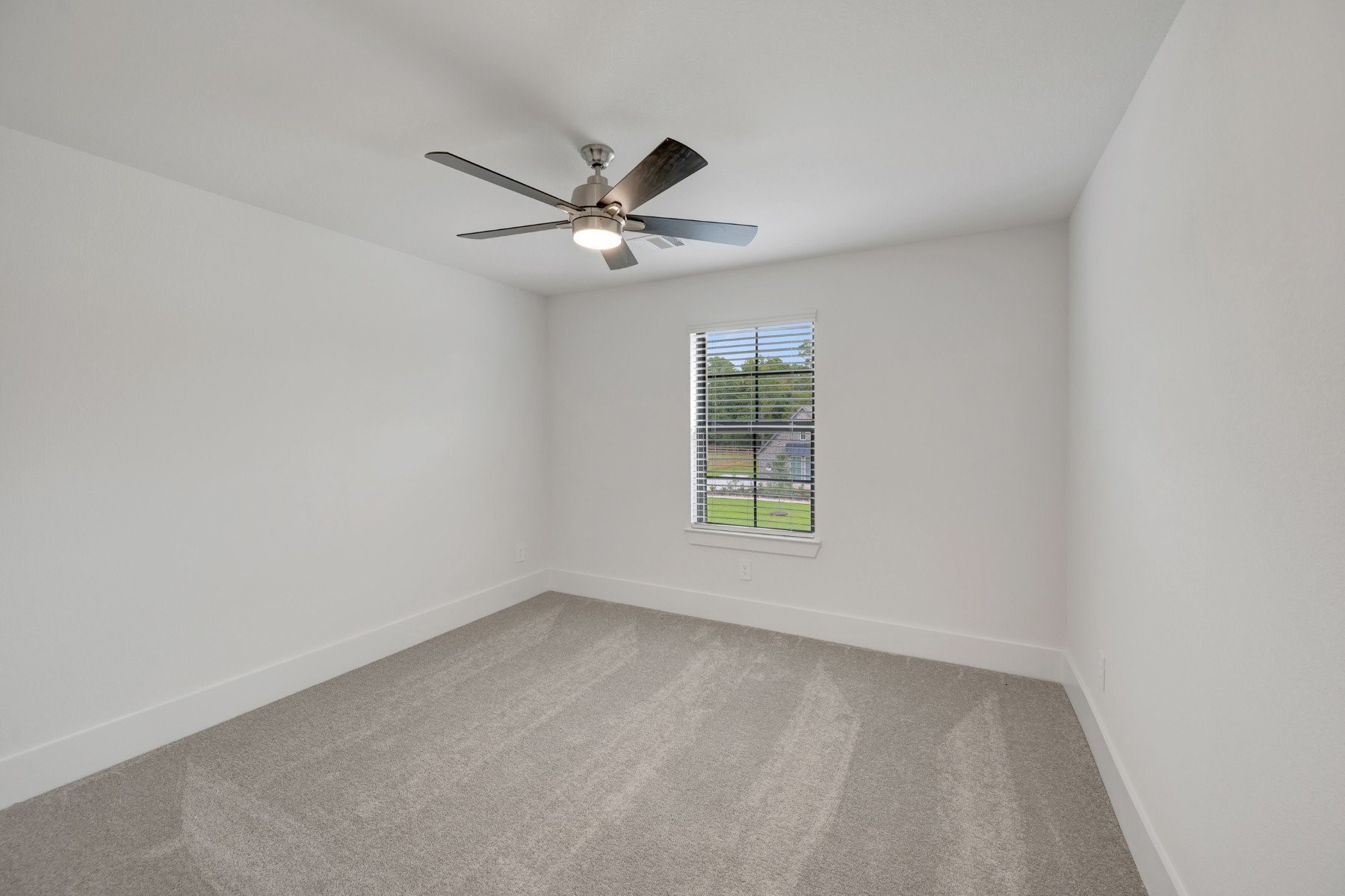 16624 Gaines Glen Lane Property Photo 28