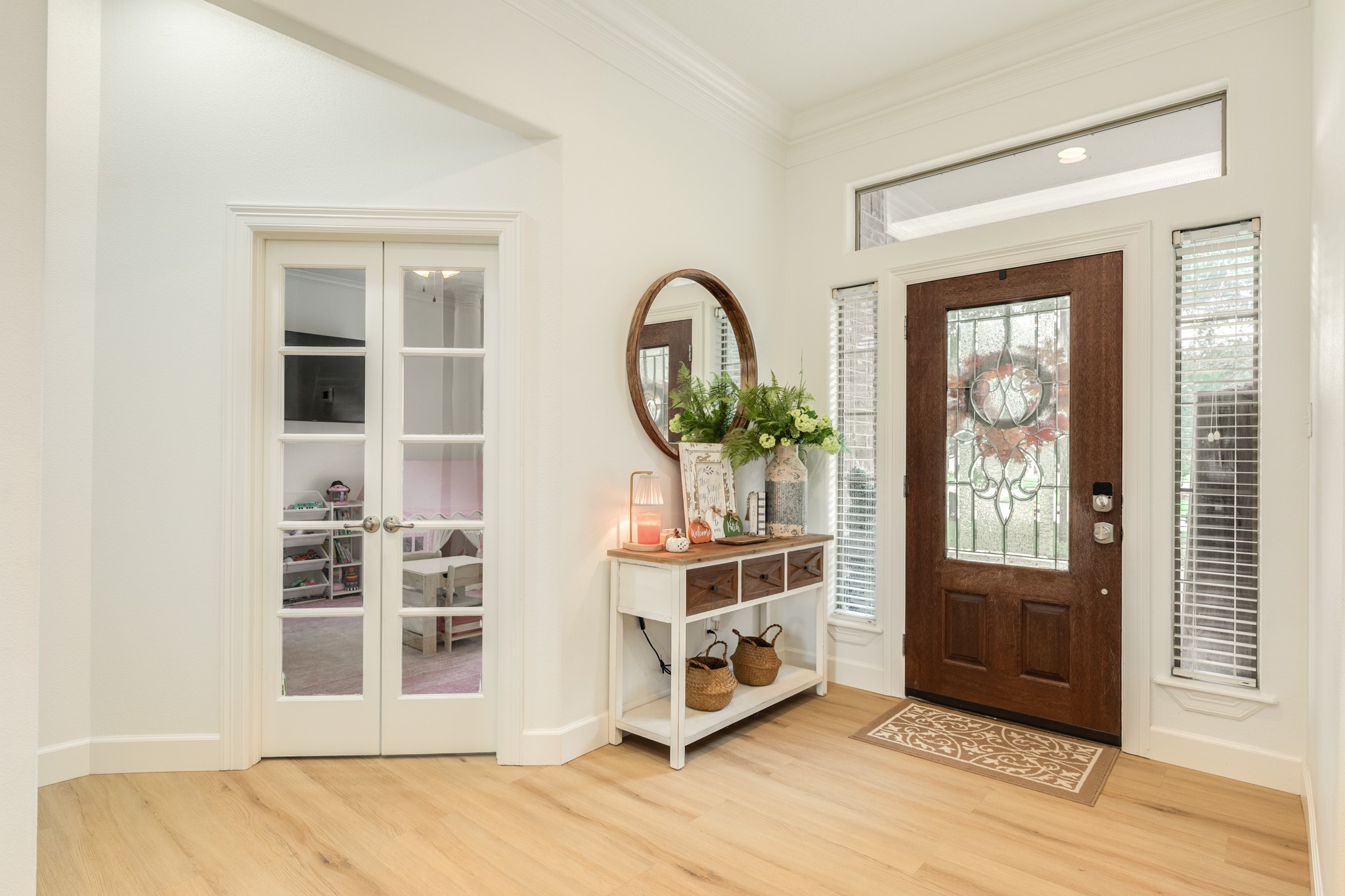 52 English Oak Court Property Photo 7