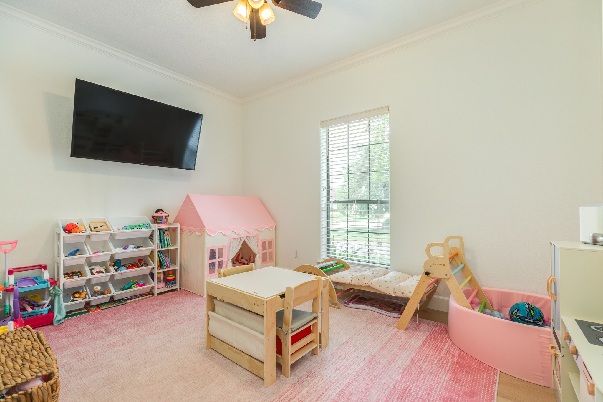 52 English Oak Court Property Photo 22