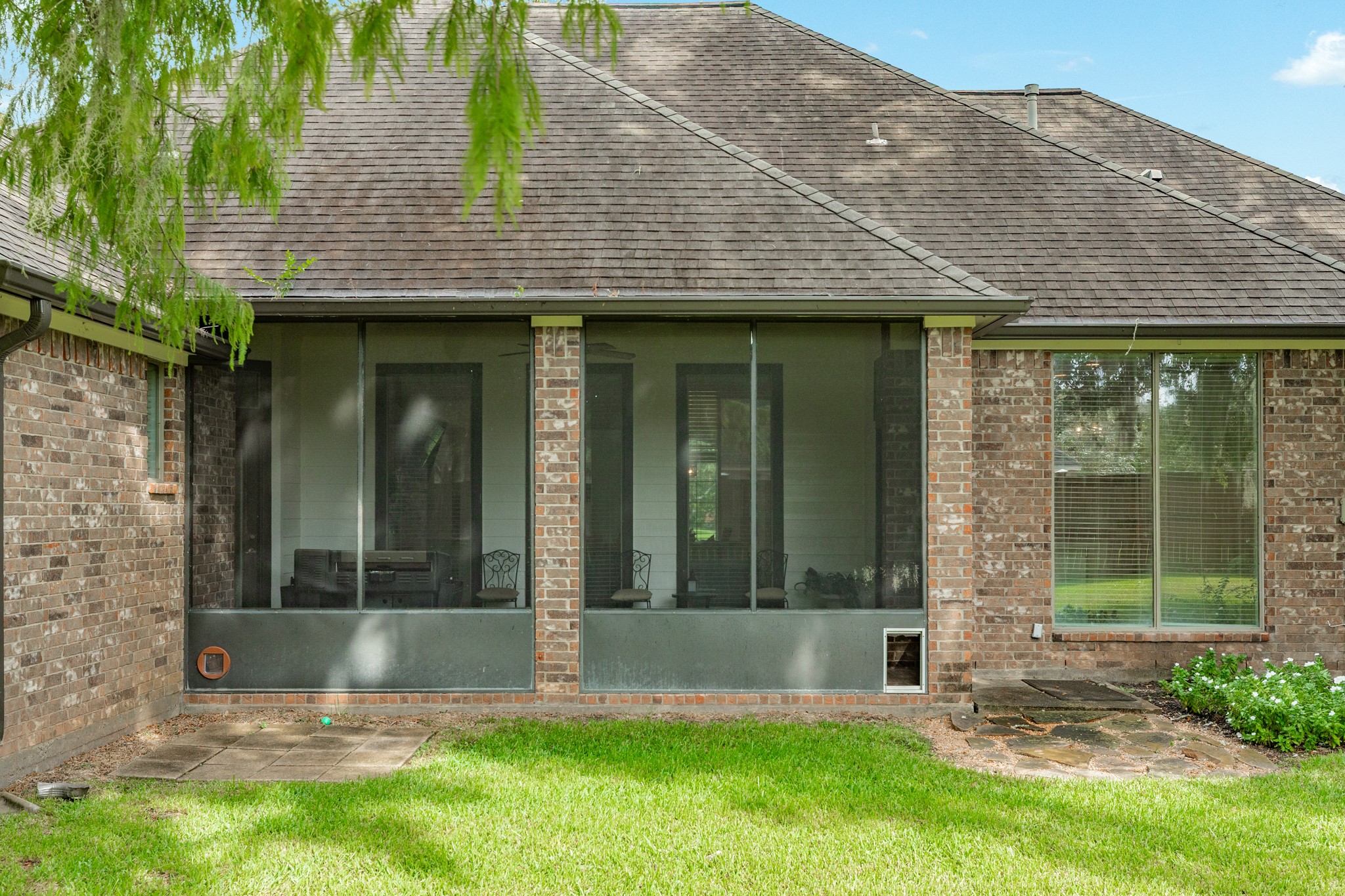 52 English Oak Court Property Photo 35