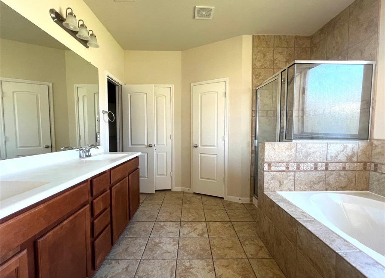 3007 Pennfield Park Court Property Photo 16
