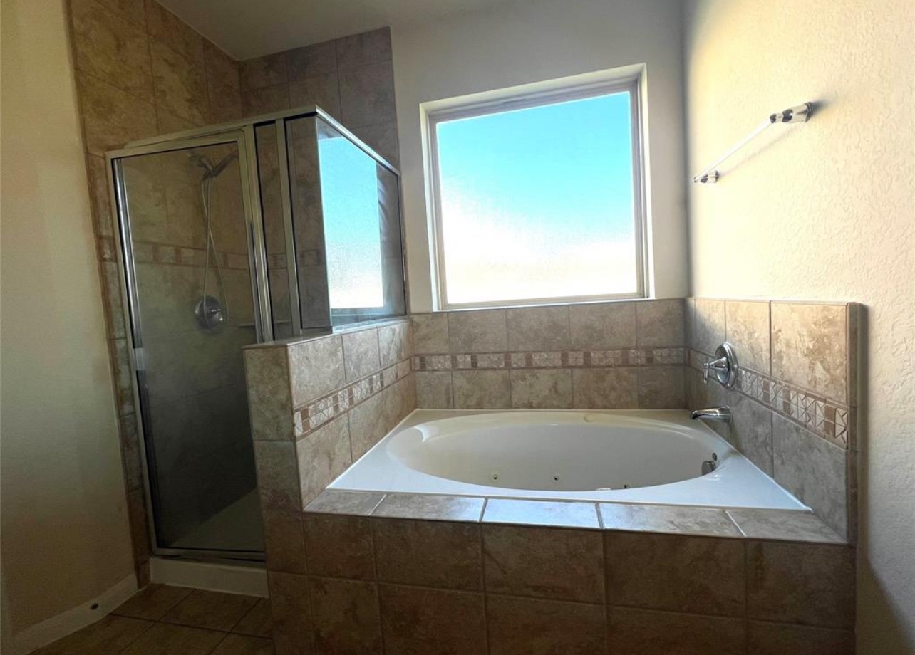 3007 Pennfield Park Court Property Photo 17