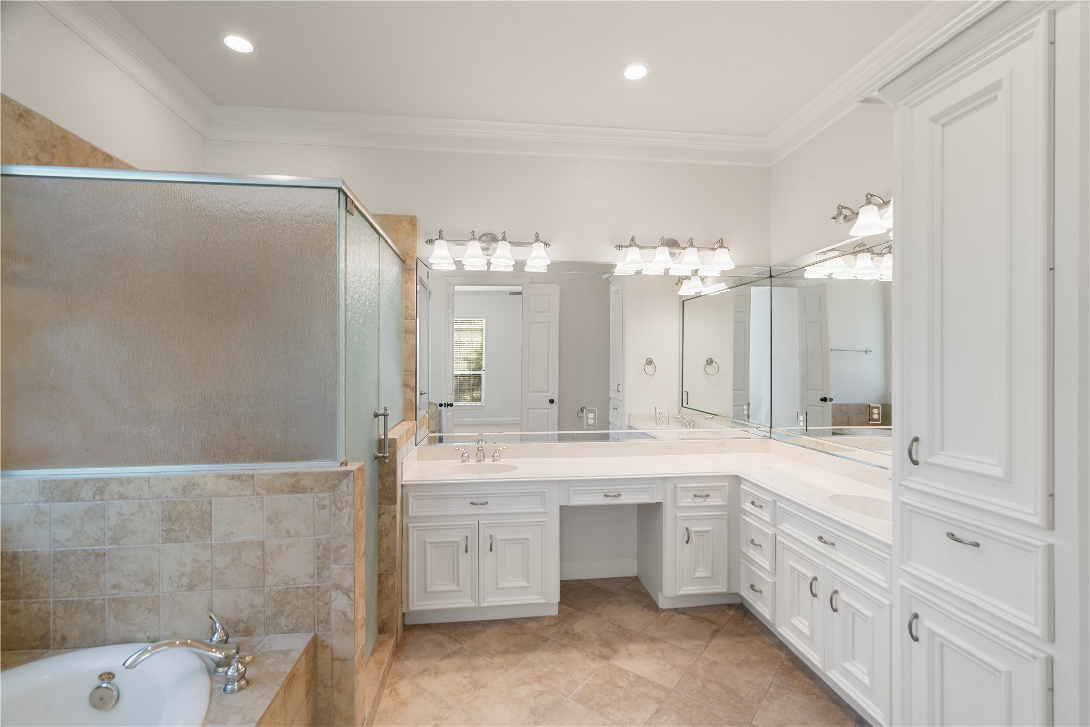 28930 Reserve Bend Drive Property Photo 25