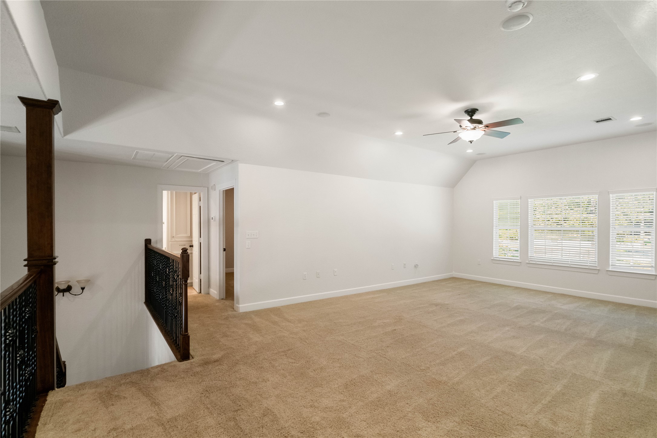 28930 Reserve Bend Drive Property Photo 34