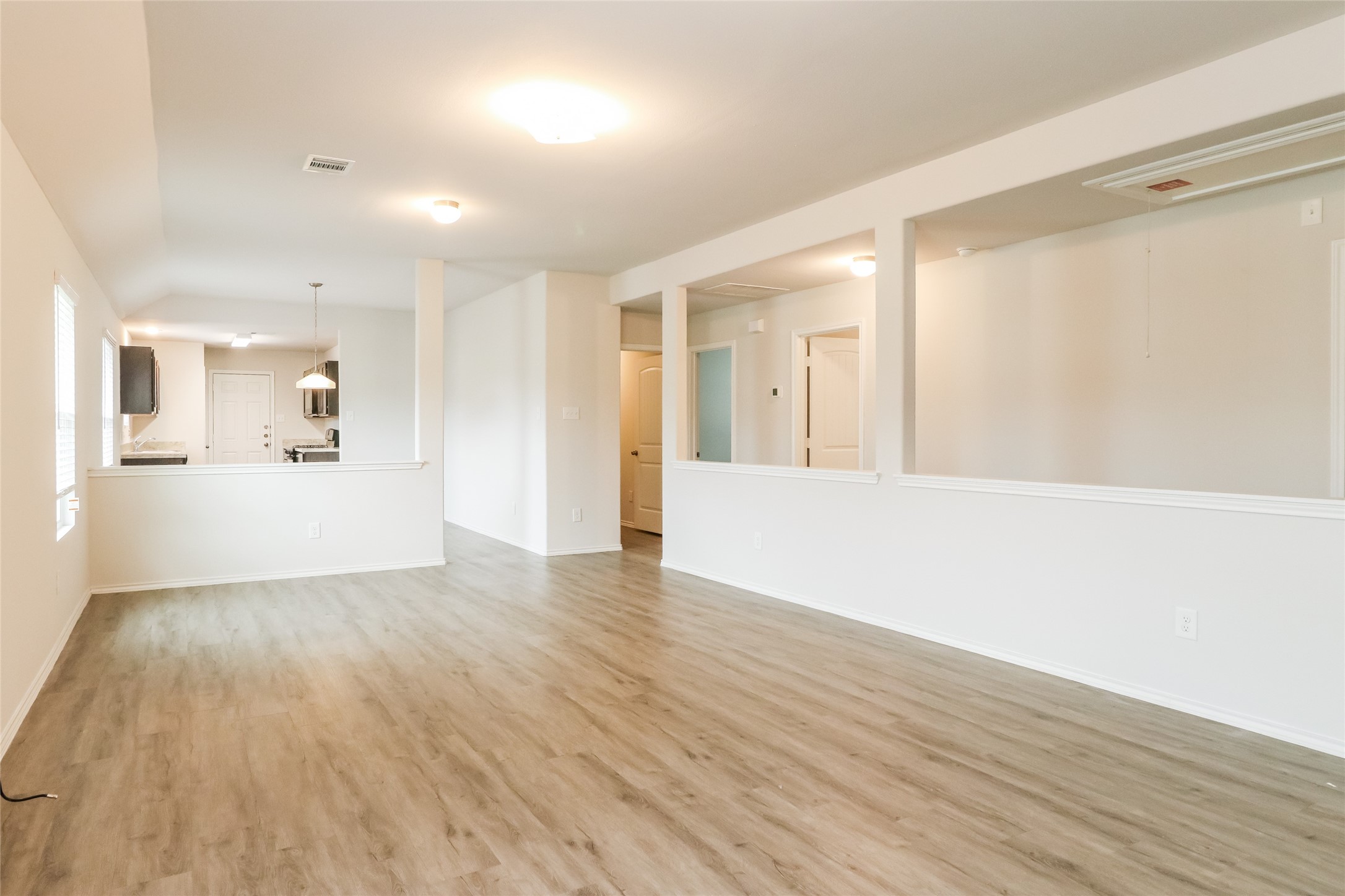 2827 Briggs Drive Property Photo 8