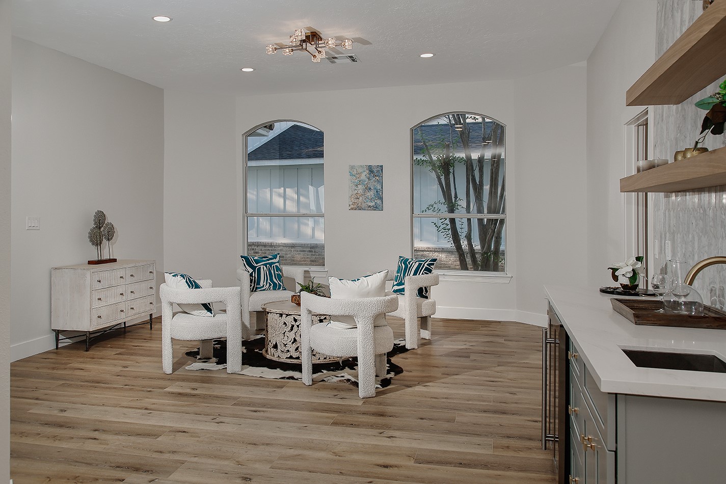 12412 Lake Vista Drive Property Photo 6