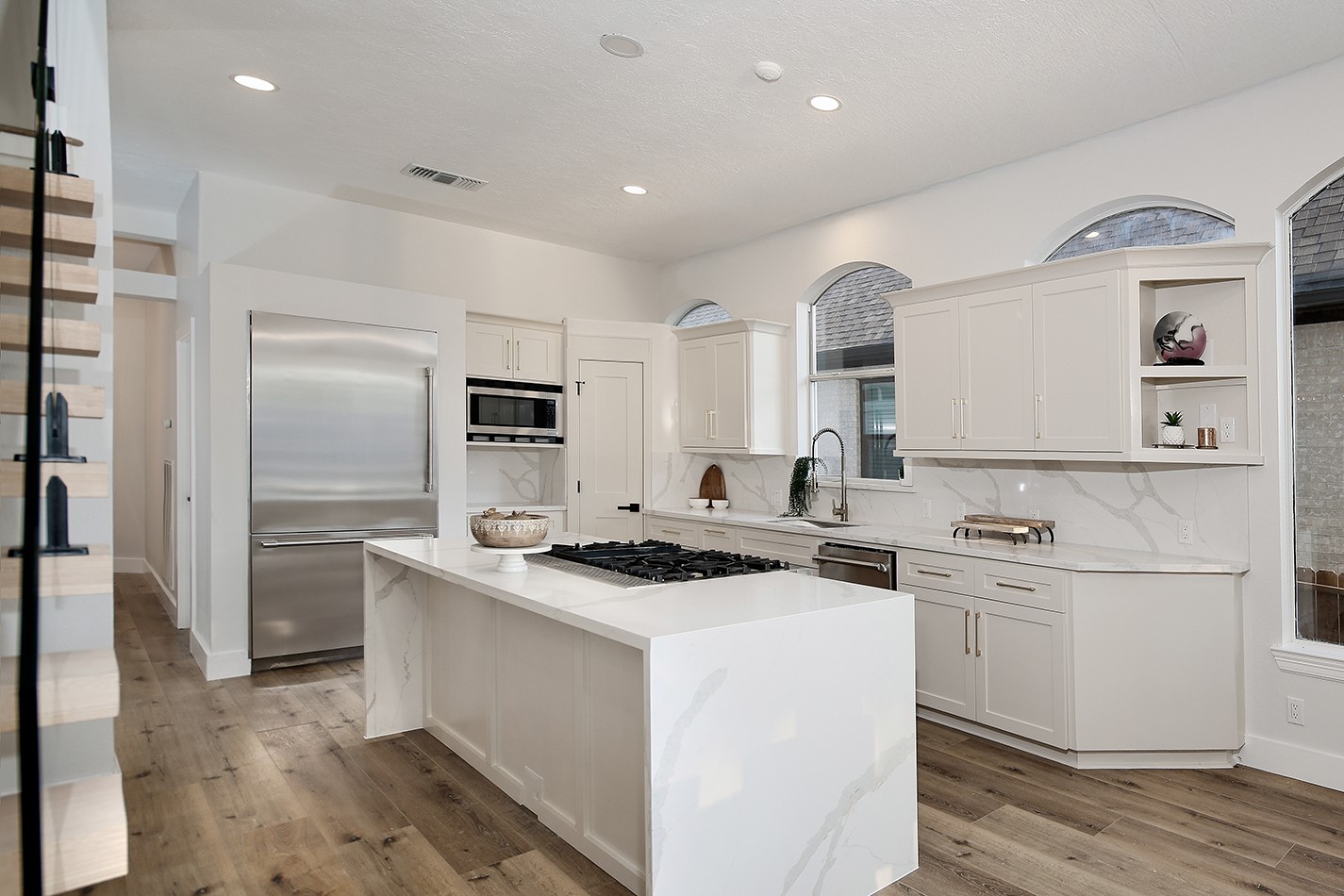 12412 Lake Vista Drive Property Photo 17